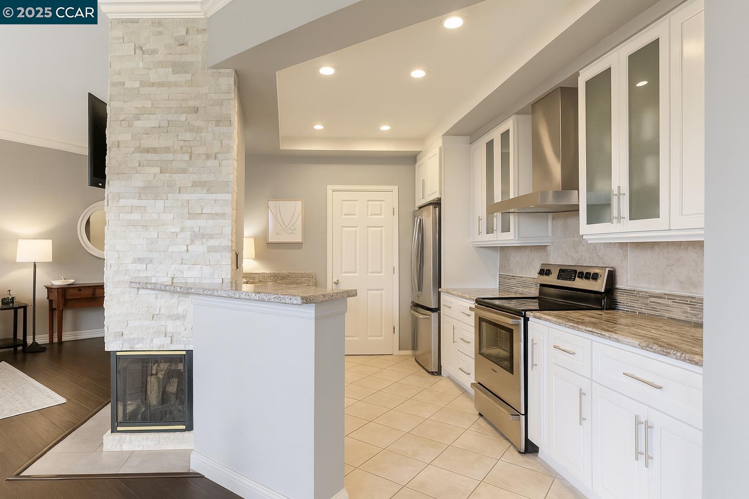 Photo #6: 41114427 Listing 