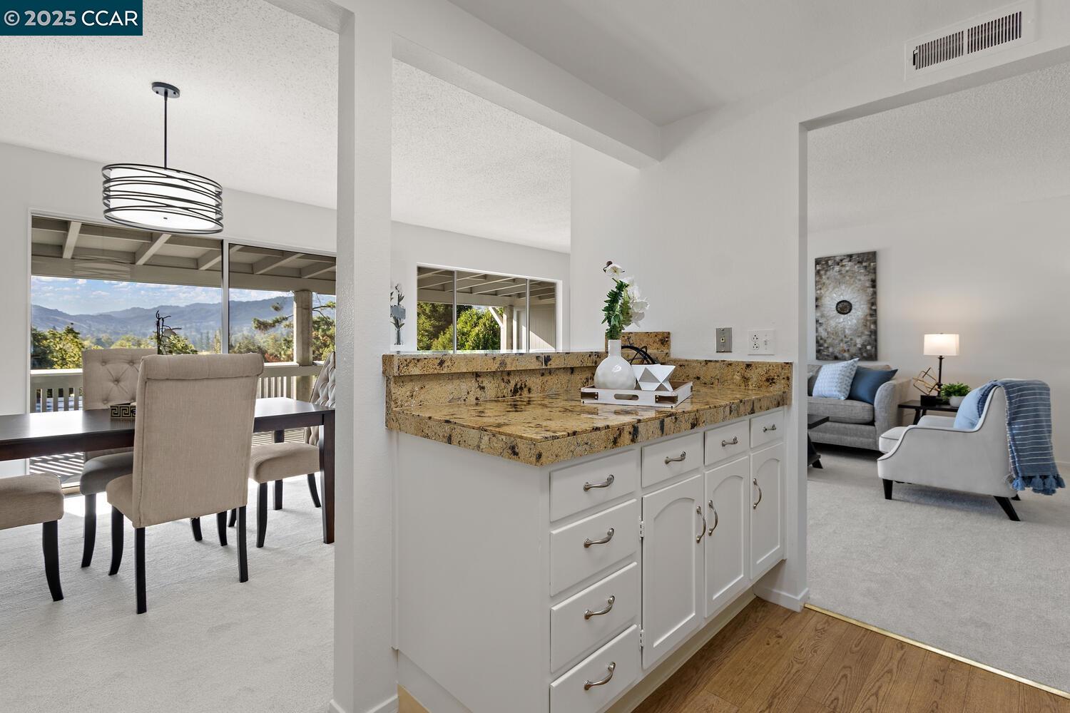 Photo #18: 41114429 Listing: Photo #18