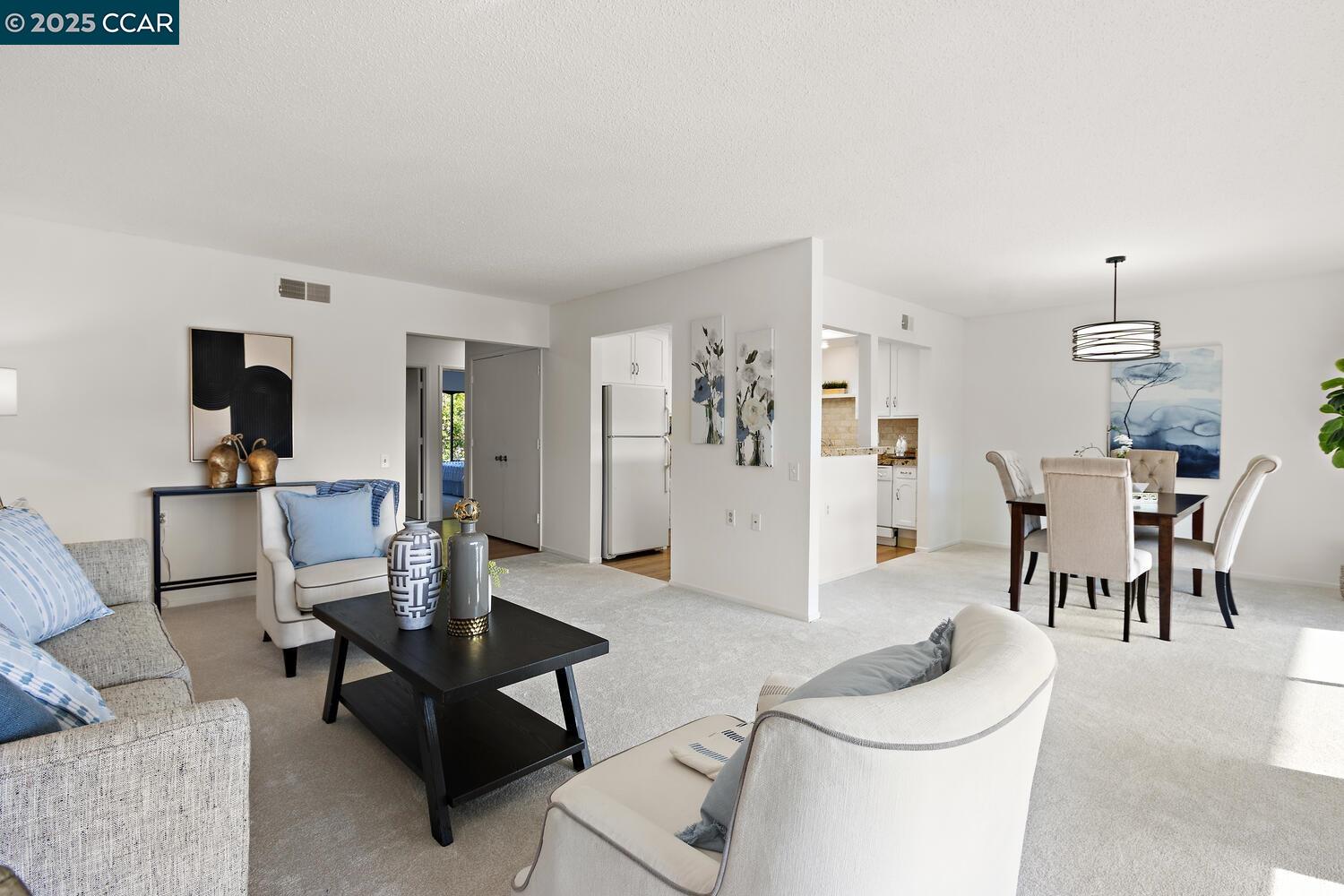 Photo #9: 41114429 Listing: Photo #9