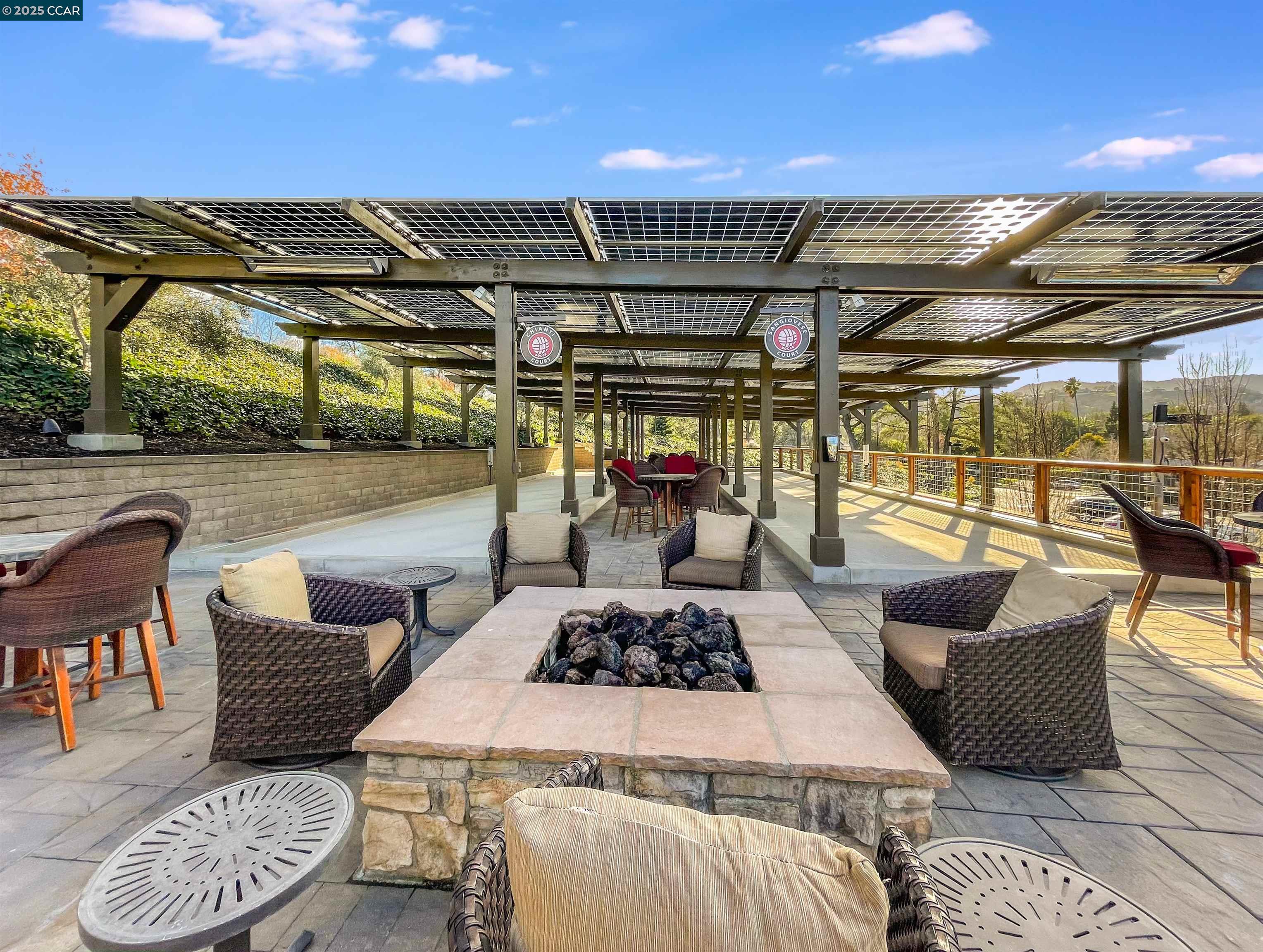 Detail Gallery Image 46 of 48 For 13 Kemp Ct, Alamo,  CA 94507 - 5 Beds | 3/1 Baths