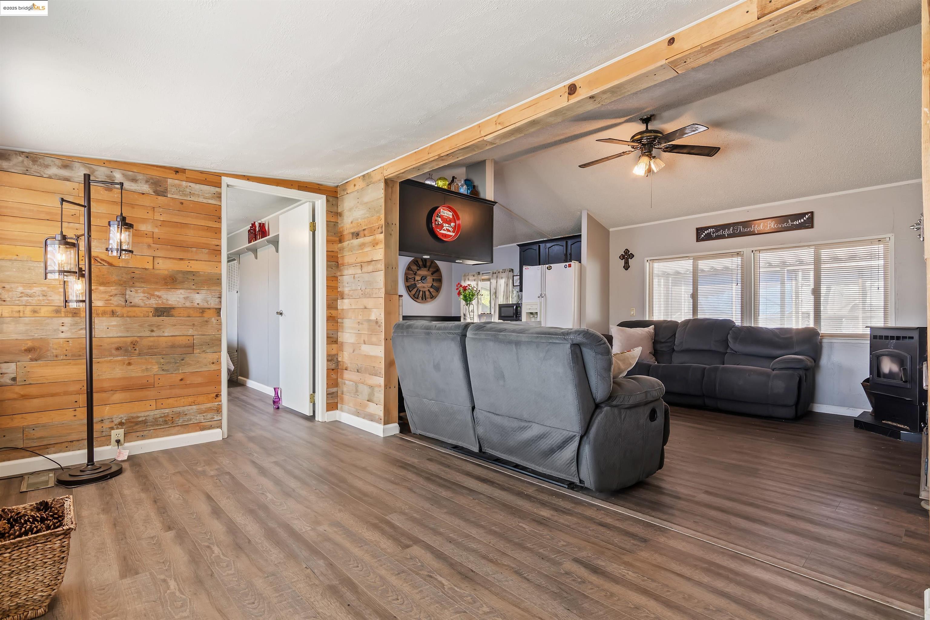 Detail Gallery Image 9 of 34 For 3752 Porter Cir #25,  Bethel Island,  CA 94511 - 3 Beds | 2 Baths