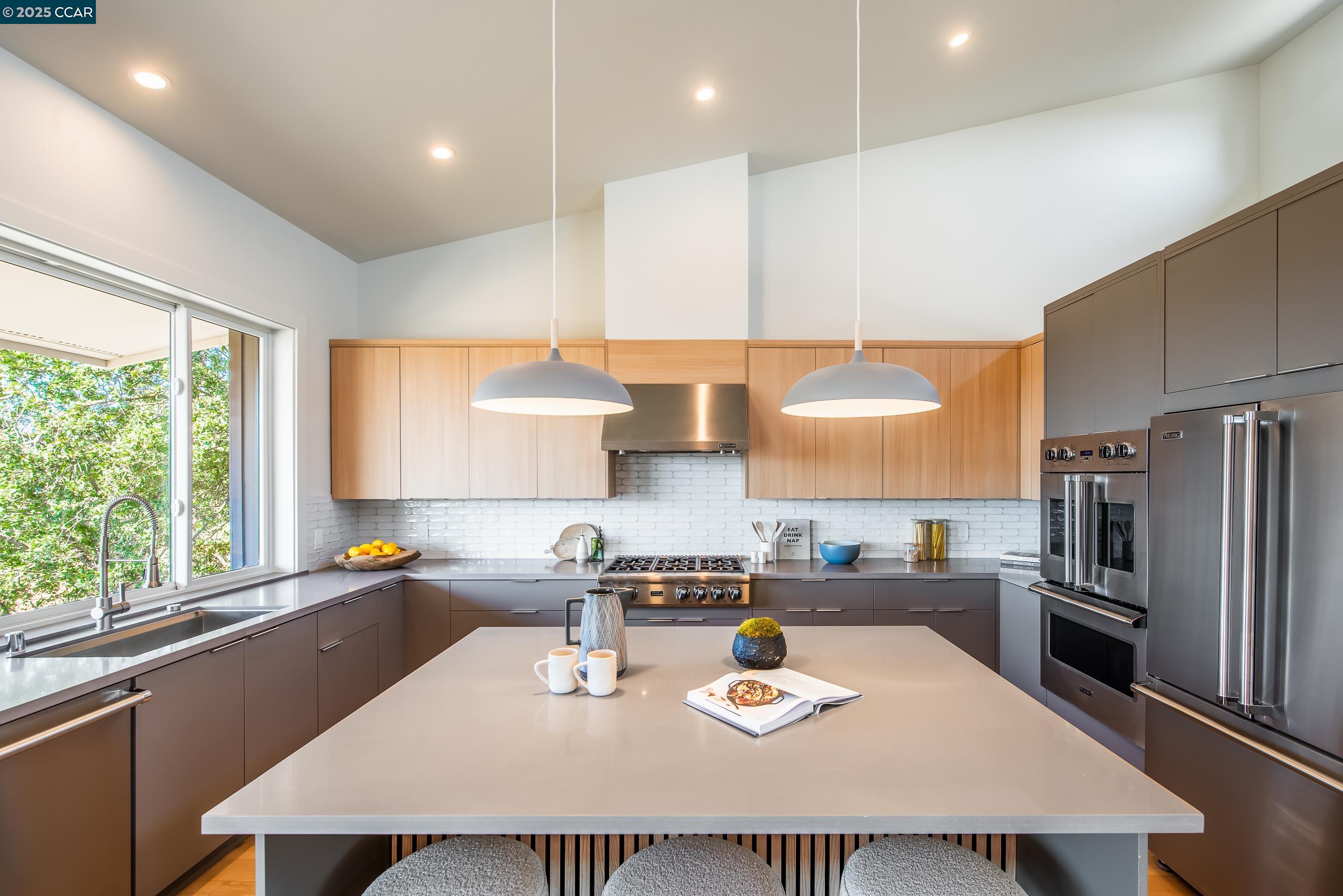 Detail Gallery Image 20 of 56 For 105 Hillcroft, Walnut Creek,  CA 94597 - 2 Beds | 2 Baths