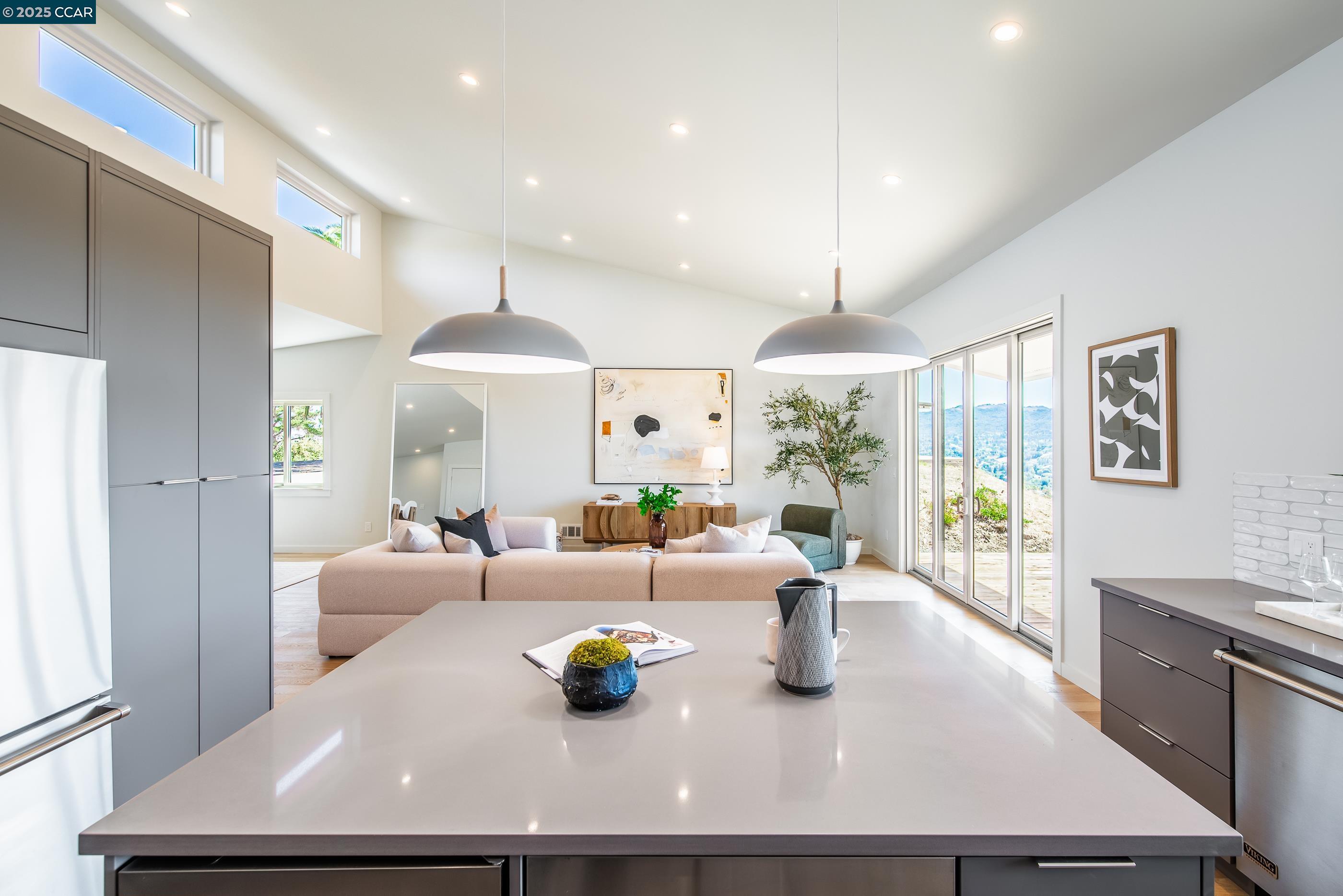 Detail Gallery Image 27 of 56 For 105 Hillcroft, Walnut Creek,  CA 94597 - 2 Beds | 2 Baths