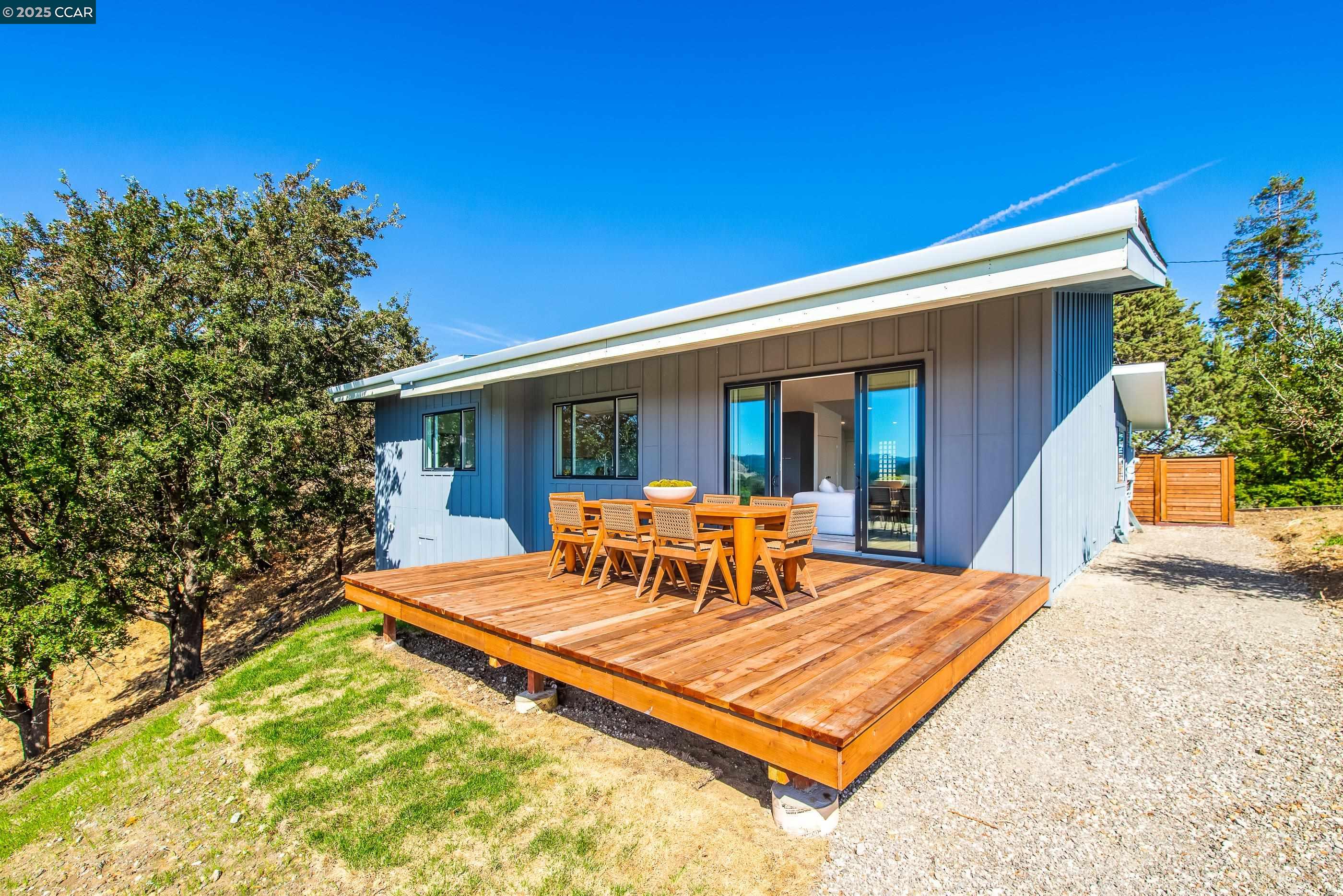 Detail Gallery Image 38 of 56 For 105 Hillcroft, Walnut Creek,  CA 94597 - 2 Beds | 2 Baths