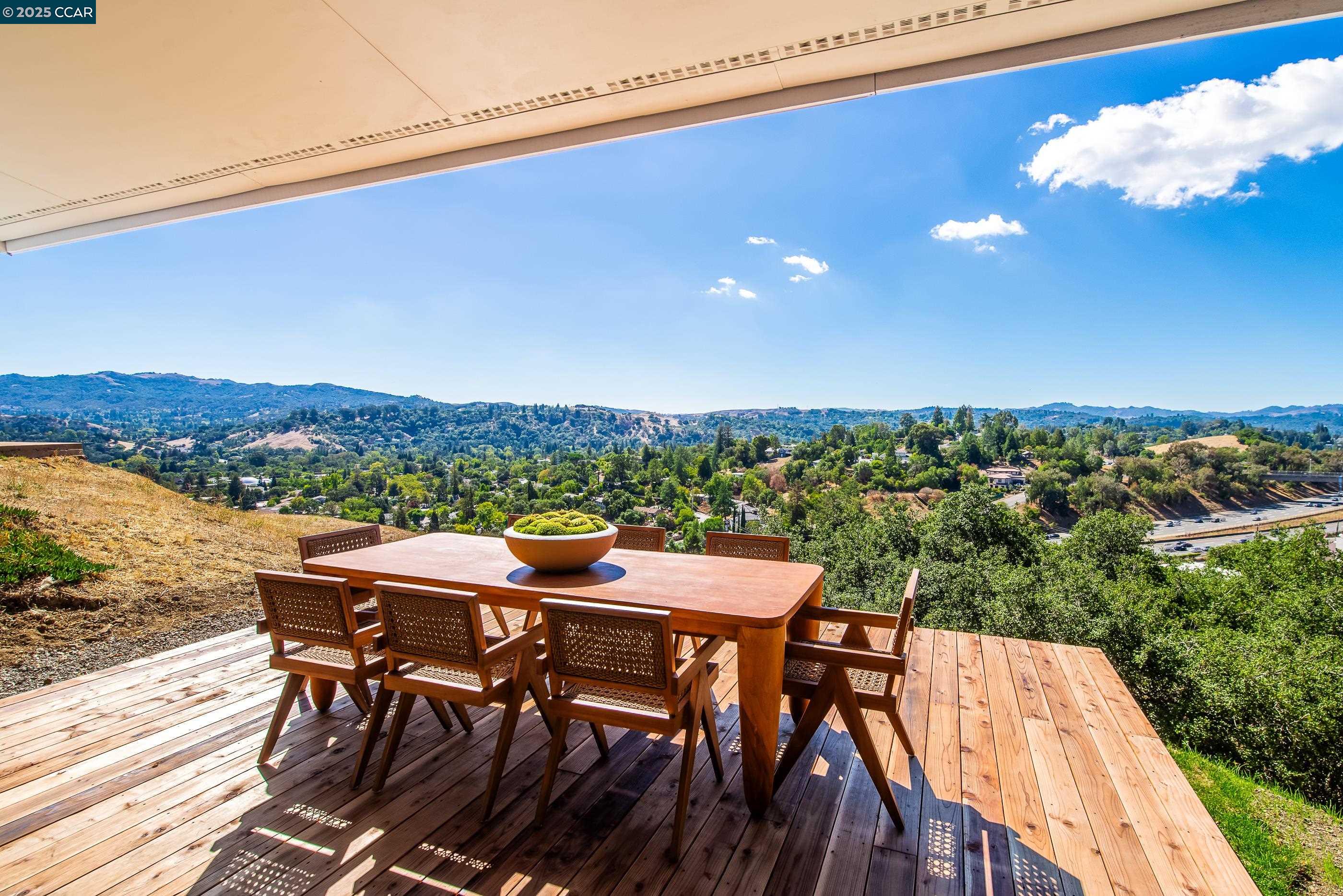 Detail Gallery Image 43 of 56 For 105 Hillcroft, Walnut Creek,  CA 94597 - 2 Beds | 2 Baths