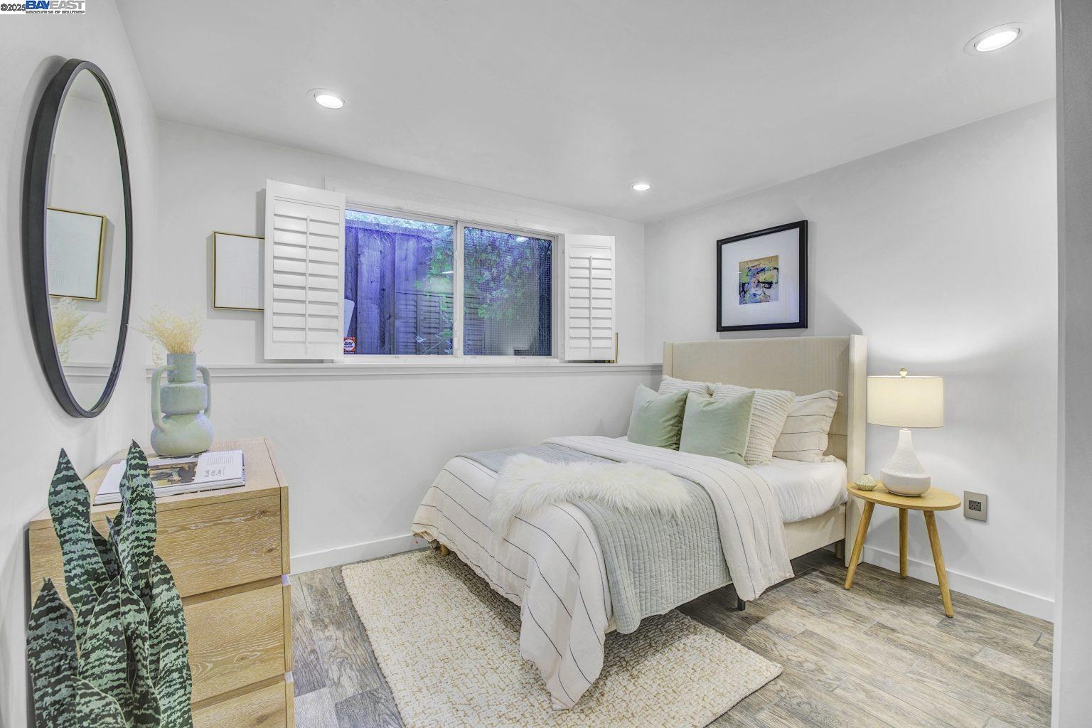 Detail Gallery Image 28 of 48 For 4536 West St, Oakland,  CA 94608 - 3 Beds | 2 Baths