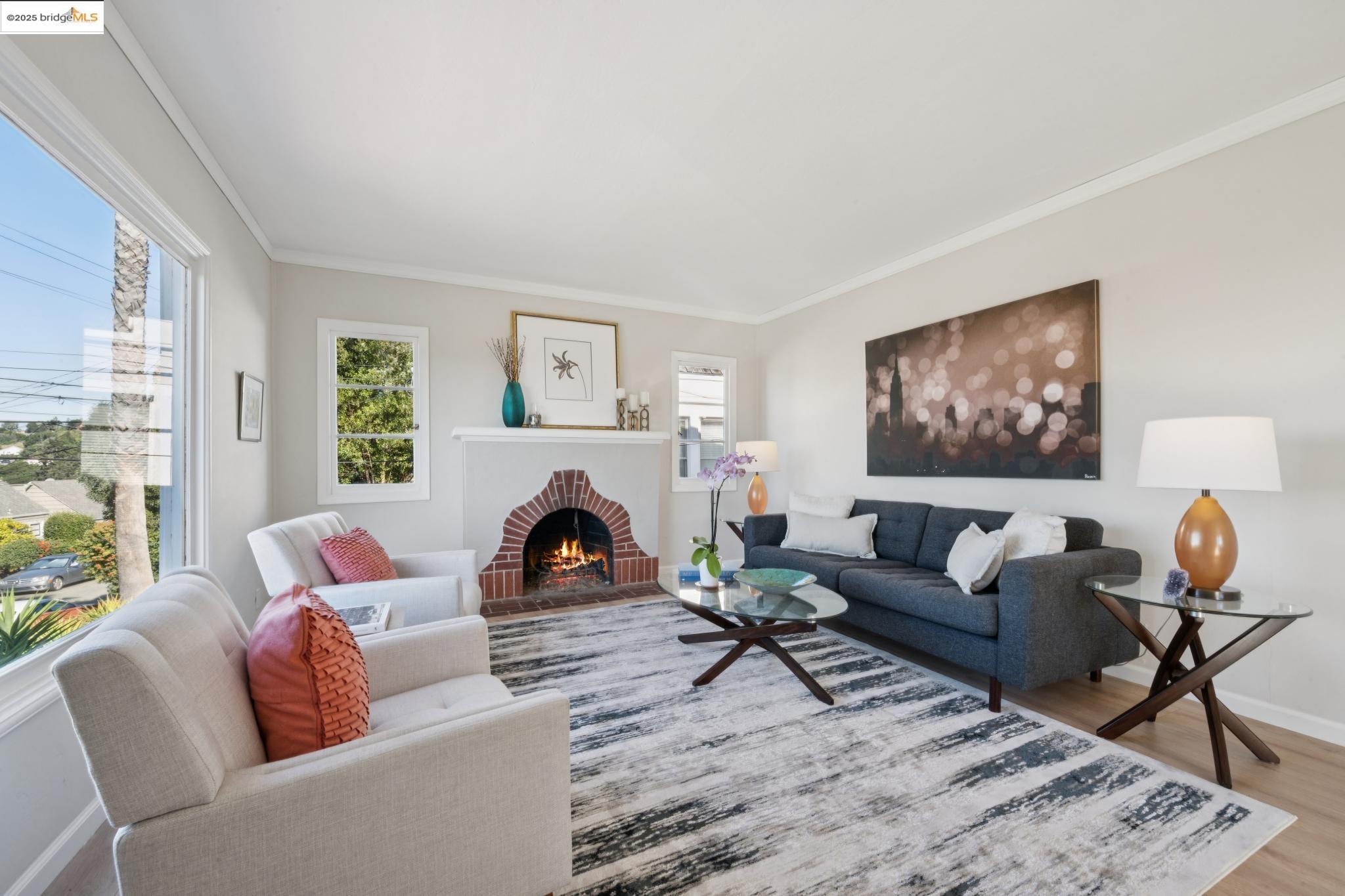 Front Image Thumbnail for EB41114452