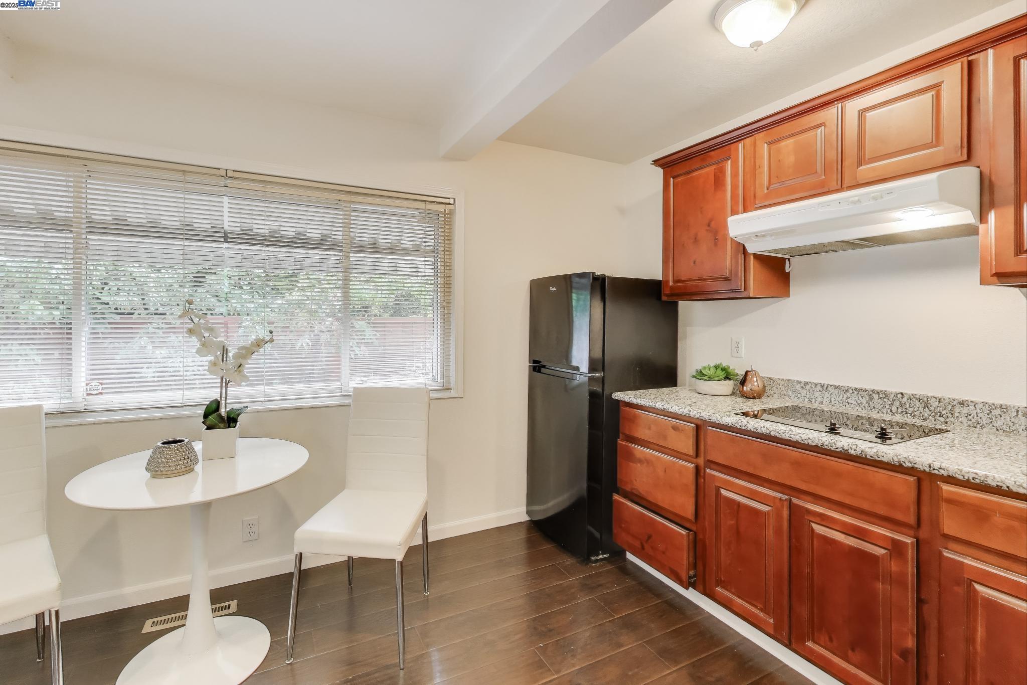 Detail Gallery Image 27 of 37 For 15535 Sedgeman St, San Leandro,  CA 94579 - 3 Beds | 2 Baths