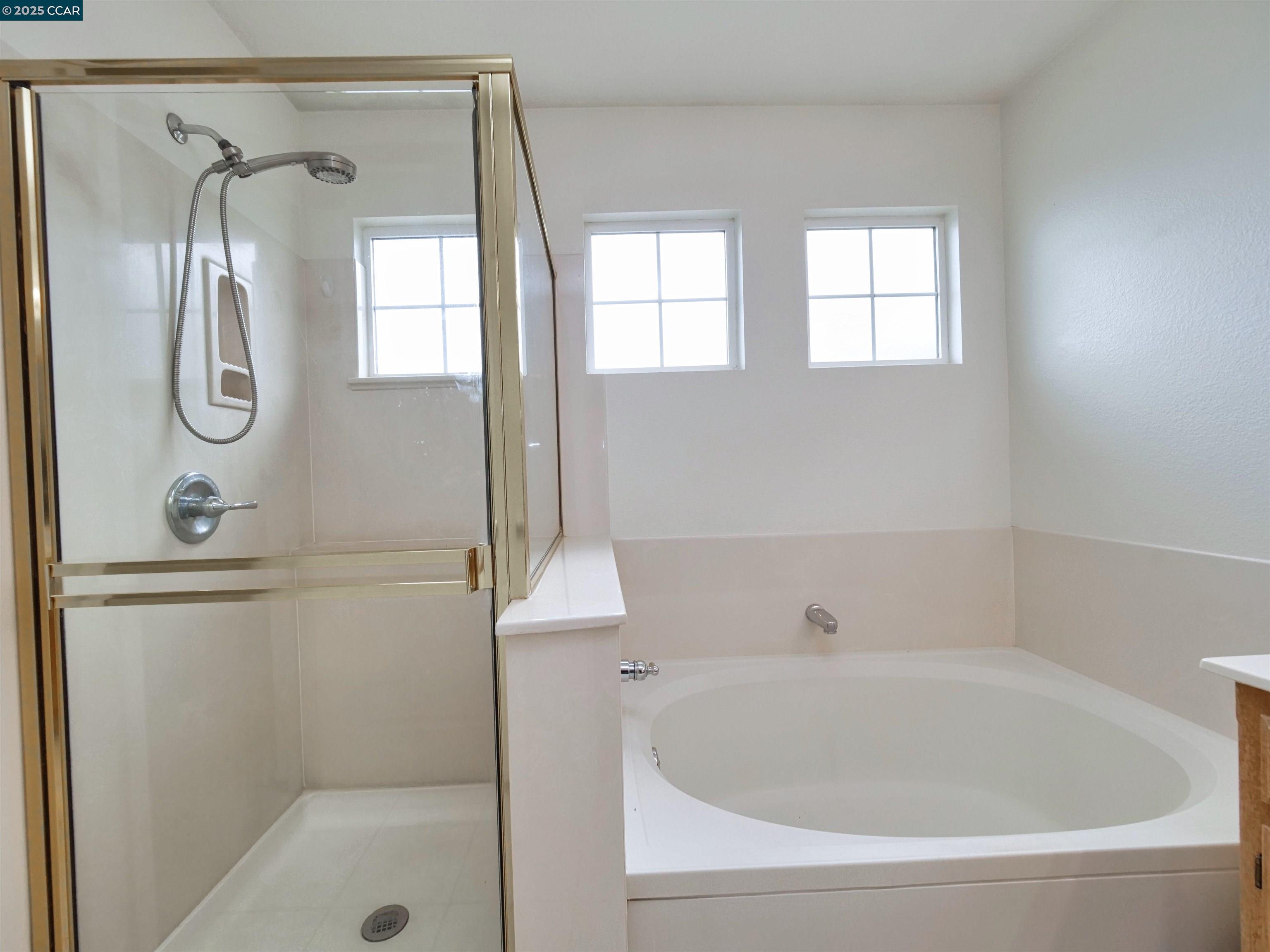 Detail Gallery Image 33 of 60 For 1925 Crutchfield Lane, Manteca,  CA 95336 - 3 Beds | 2/1 Baths