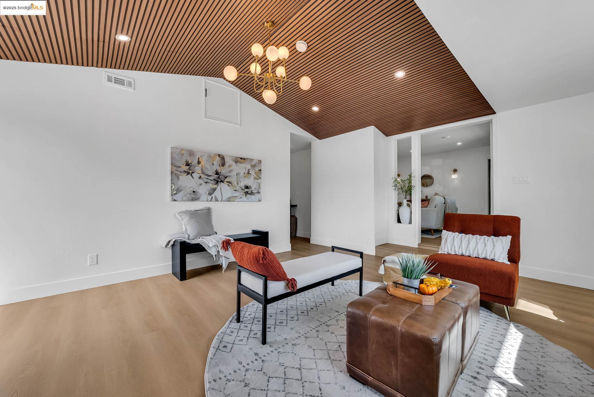 Detail Gallery Image 29 of 59 For 1401 via Coralla, San Lorenzo,  CA 94580 - 4 Beds | 2/1 Baths