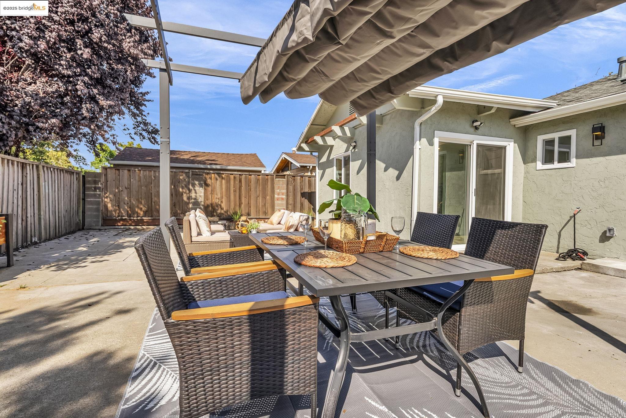 Detail Gallery Image 54 of 59 For 1401 via Coralla, San Lorenzo,  CA 94580 - 4 Beds | 2/1 Baths