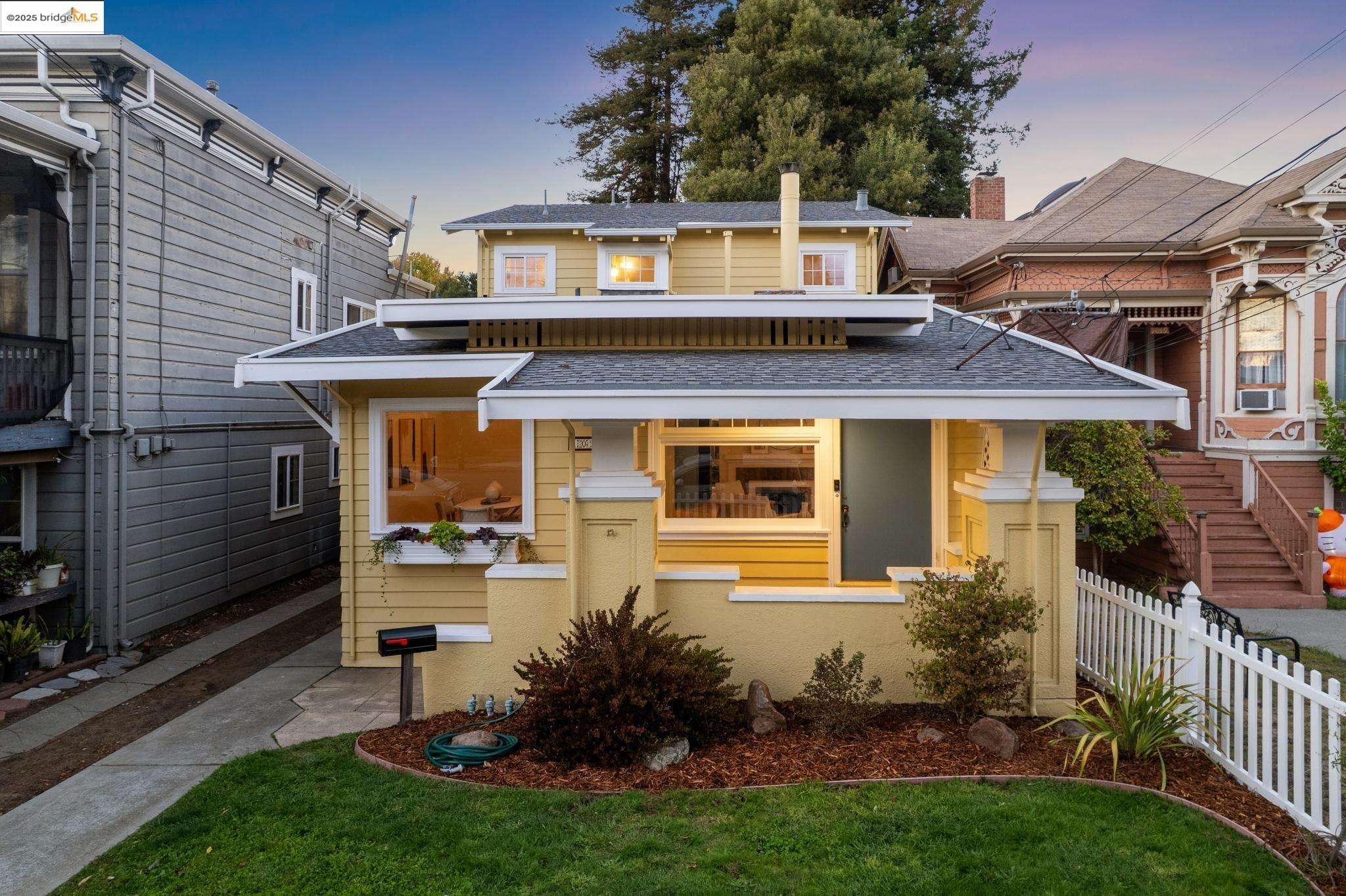 Front Image Thumbnail for EB41114472