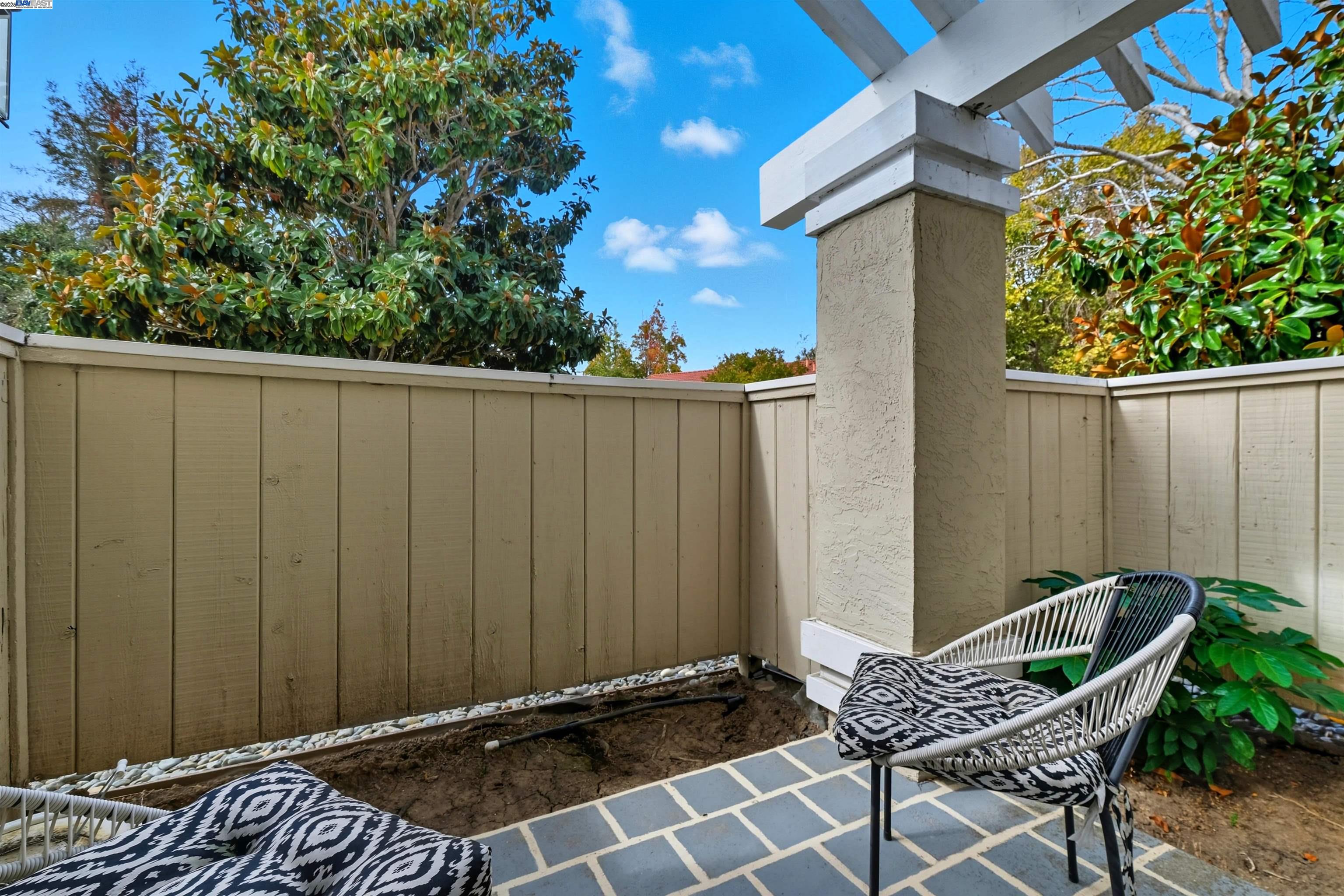 Detail Gallery Image 32 of 38 For 7345 Castle Dr, Dublin,  CA 94568 - 3 Beds | 2 Baths