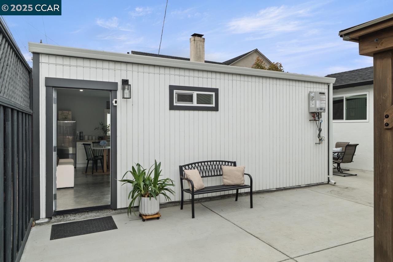 Detail Gallery Image 34 of 48 For 4026 Roosevelt Ave, Richmond,  CA 94805 - 6 Beds | 3 Baths