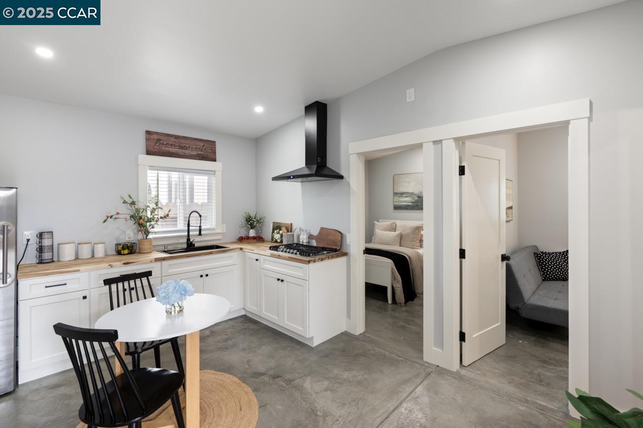 Detail Gallery Image 35 of 48 For 4026 Roosevelt Ave, Richmond,  CA 94805 - 6 Beds | 3 Baths