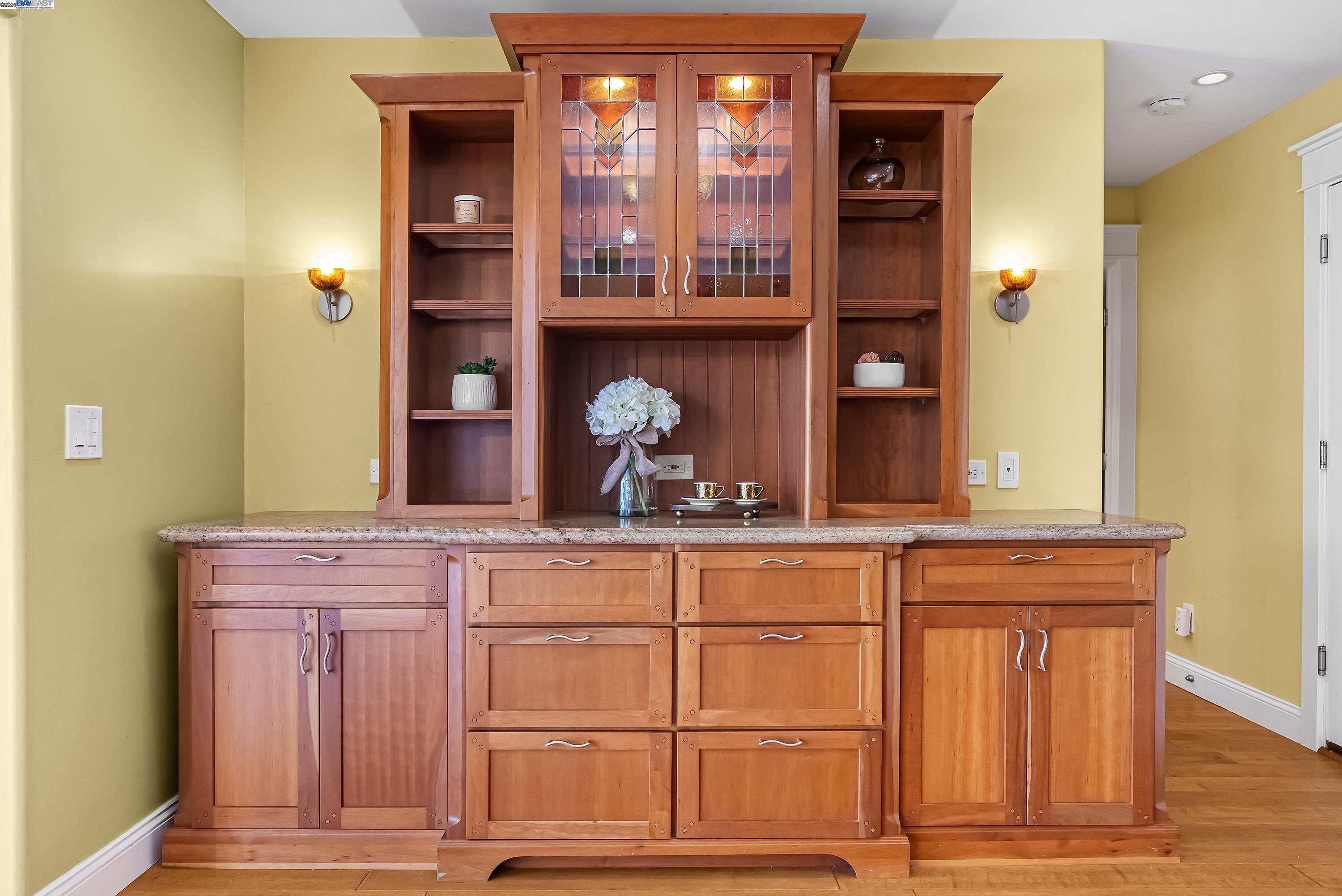 Detail Gallery Image 18 of 59 For 462 Tioga Ct, Pleasanton,  CA 94566 - 4 Beds | 3 Baths