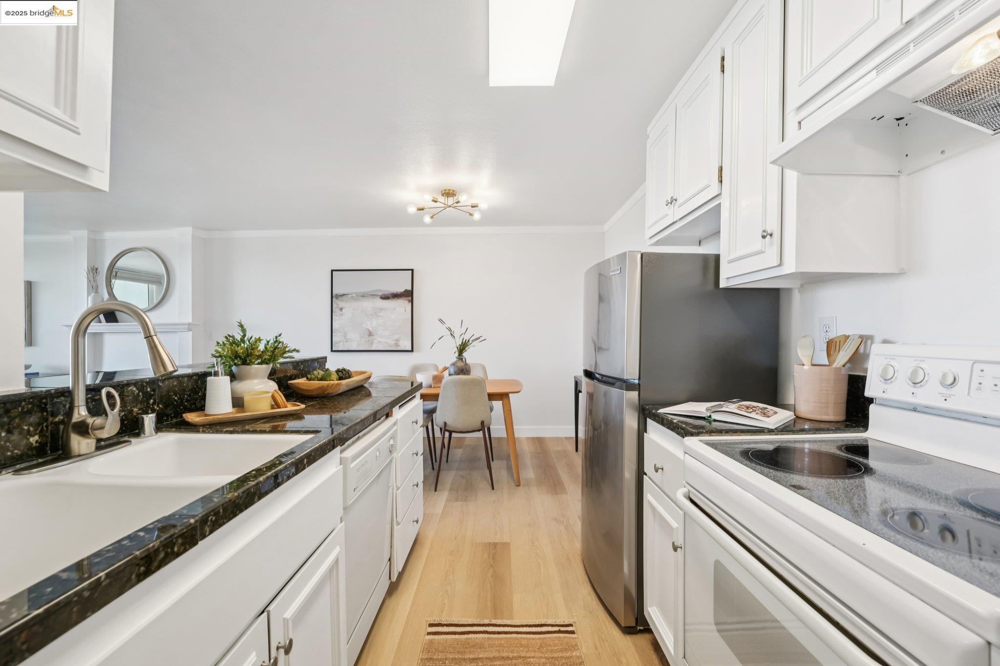 Photo #17: 41114480 Listing: Photo #17