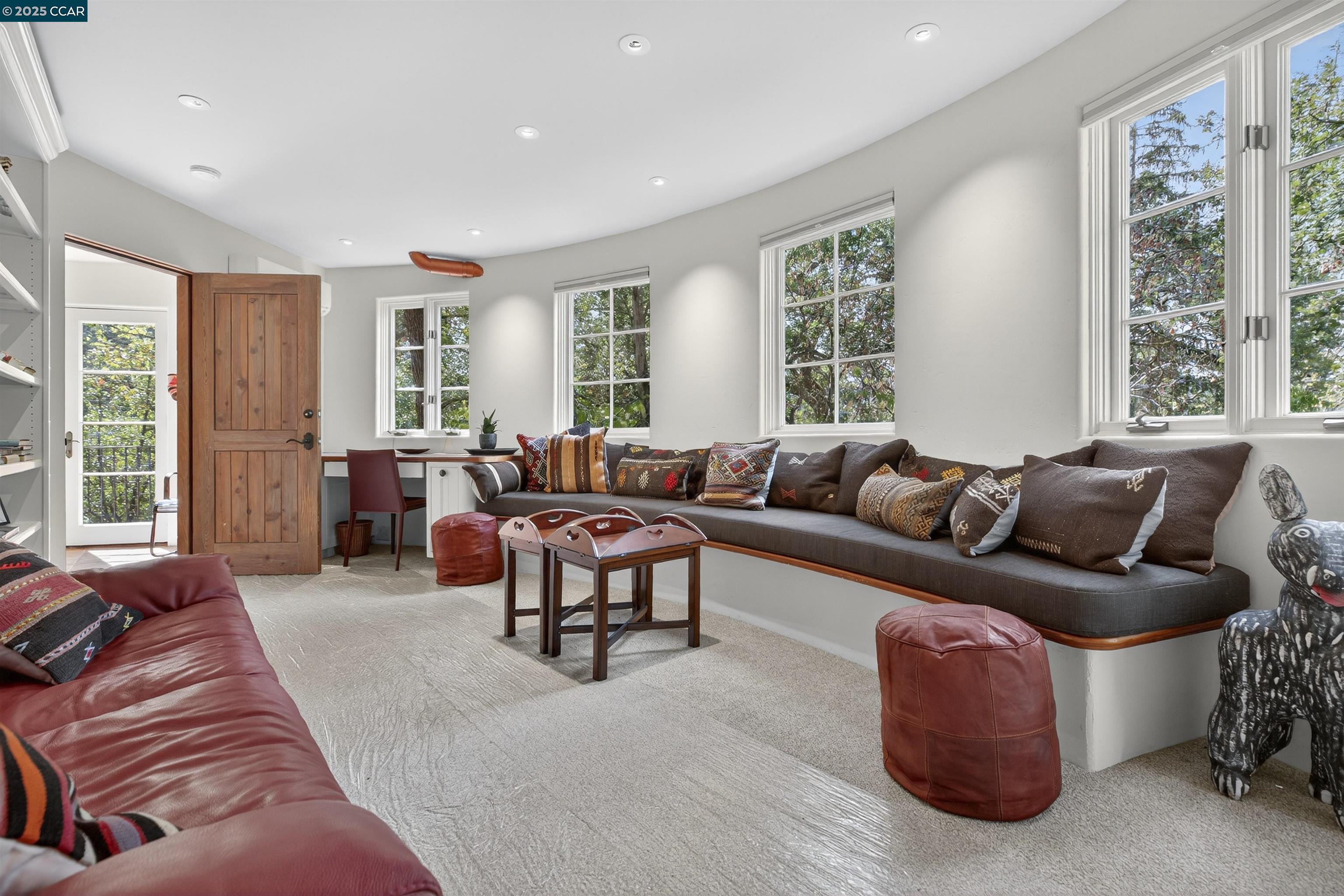 Detail Gallery Image 4 of 24 For 1 La Campana Rd #1,  Orinda,  CA 94563 - 1 Beds | 1/1 Baths