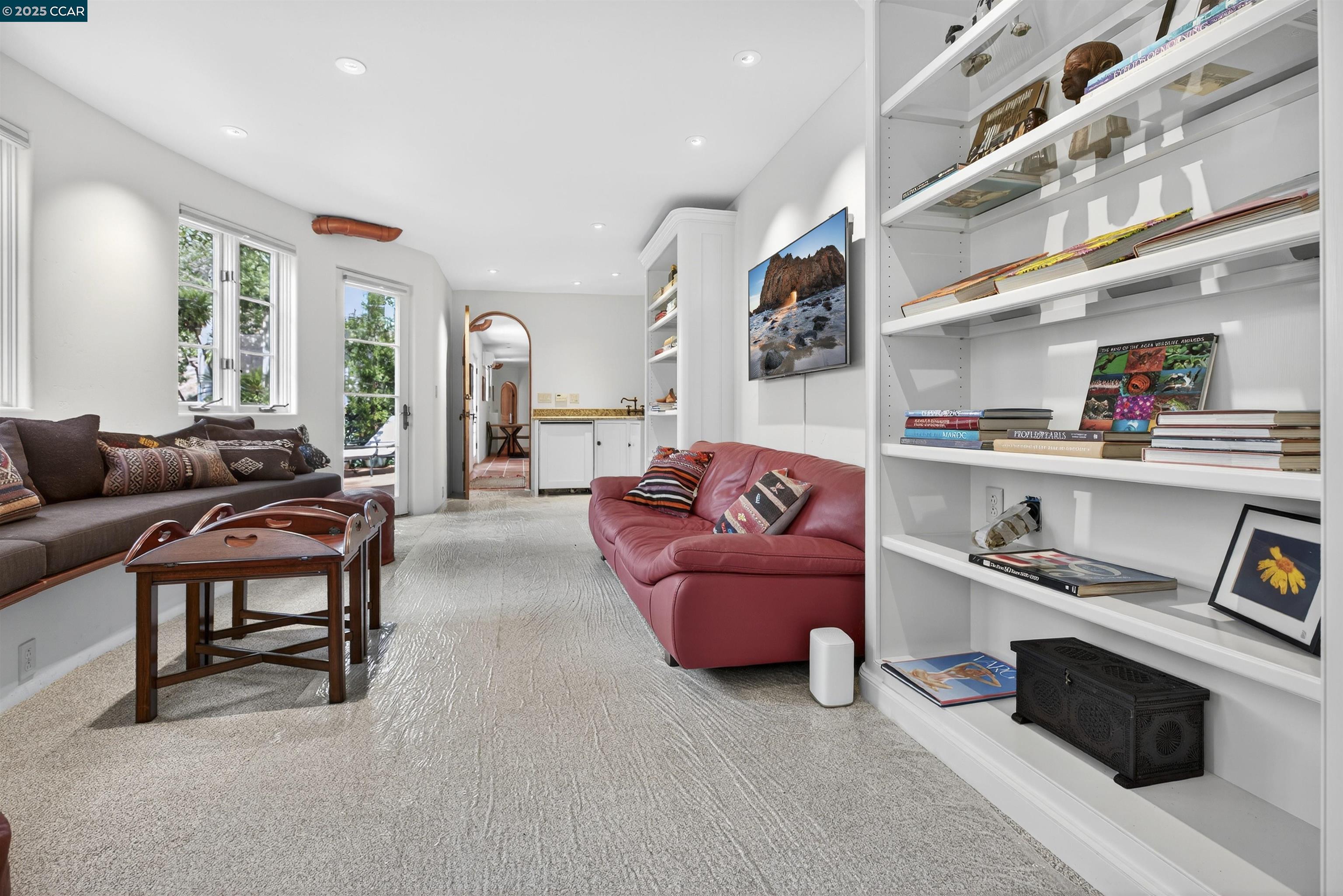 Detail Gallery Image 6 of 24 For 1 La Campana Rd #1,  Orinda,  CA 94563 - 1 Beds | 1/1 Baths