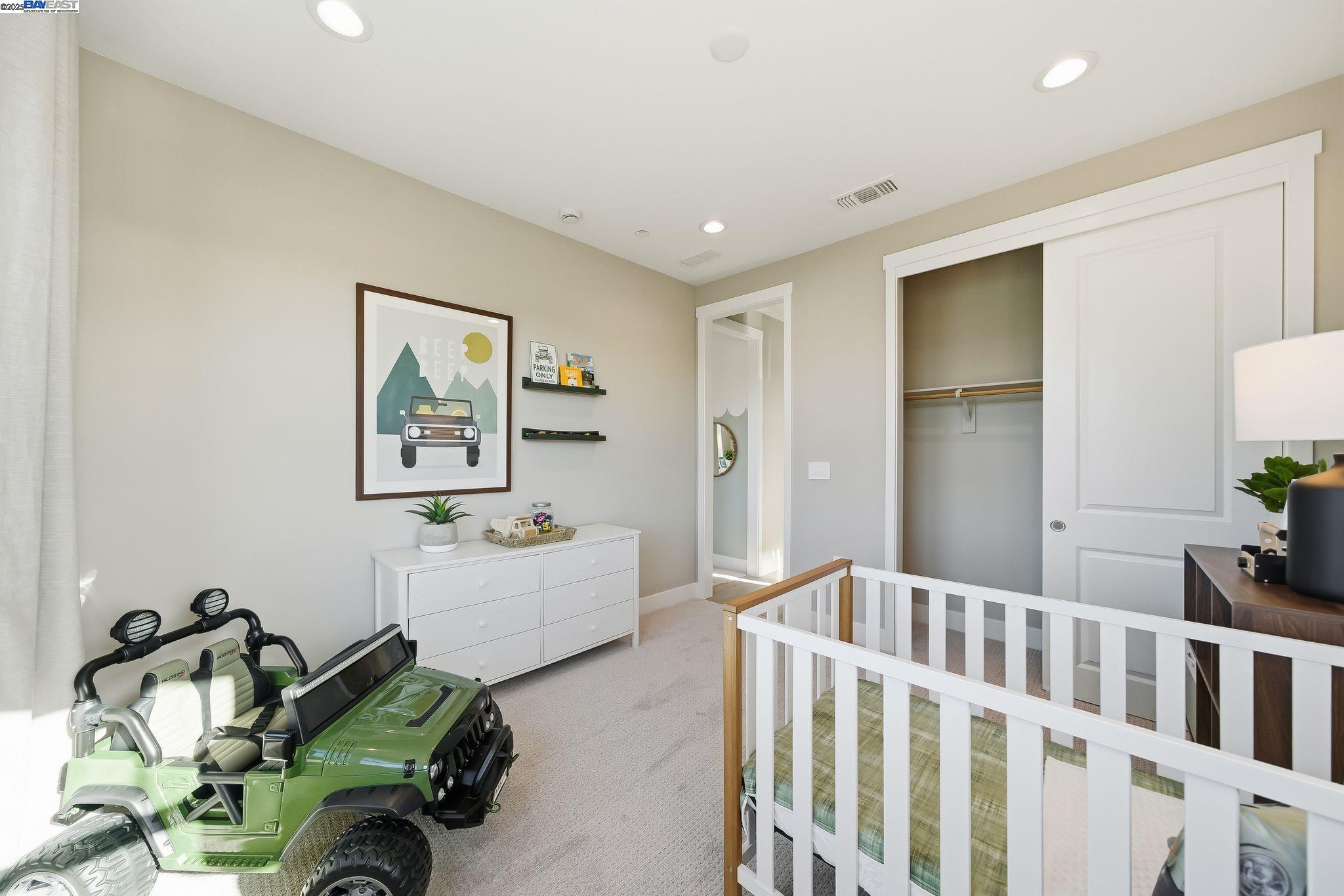 Detail Gallery Image 5 of 14 For 4686 Vilana Street, Livermore,  CA 94551 - 4 Beds | 3/1 Baths