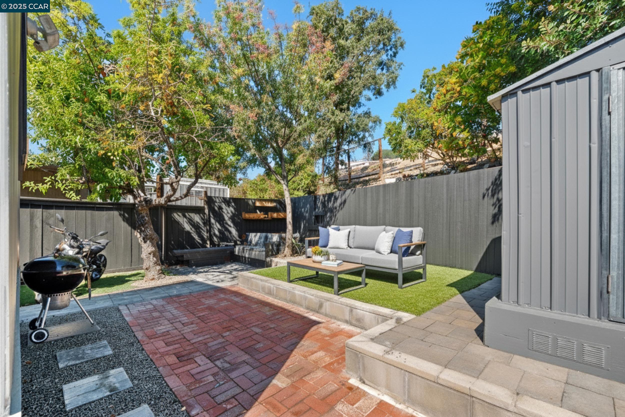 Detail Gallery Image 40 of 45 For 32 Galloway Dr. #32,  Concord,  CA 94518 - 1 Beds | 1 Baths