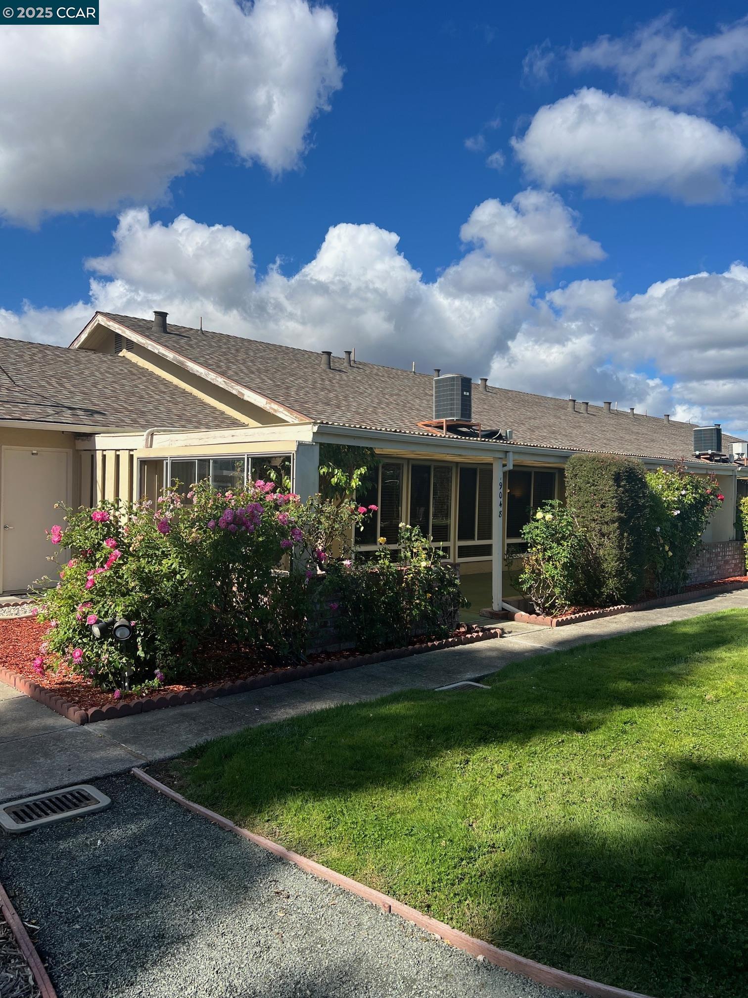 MLS: 41114496 Condo For Sale