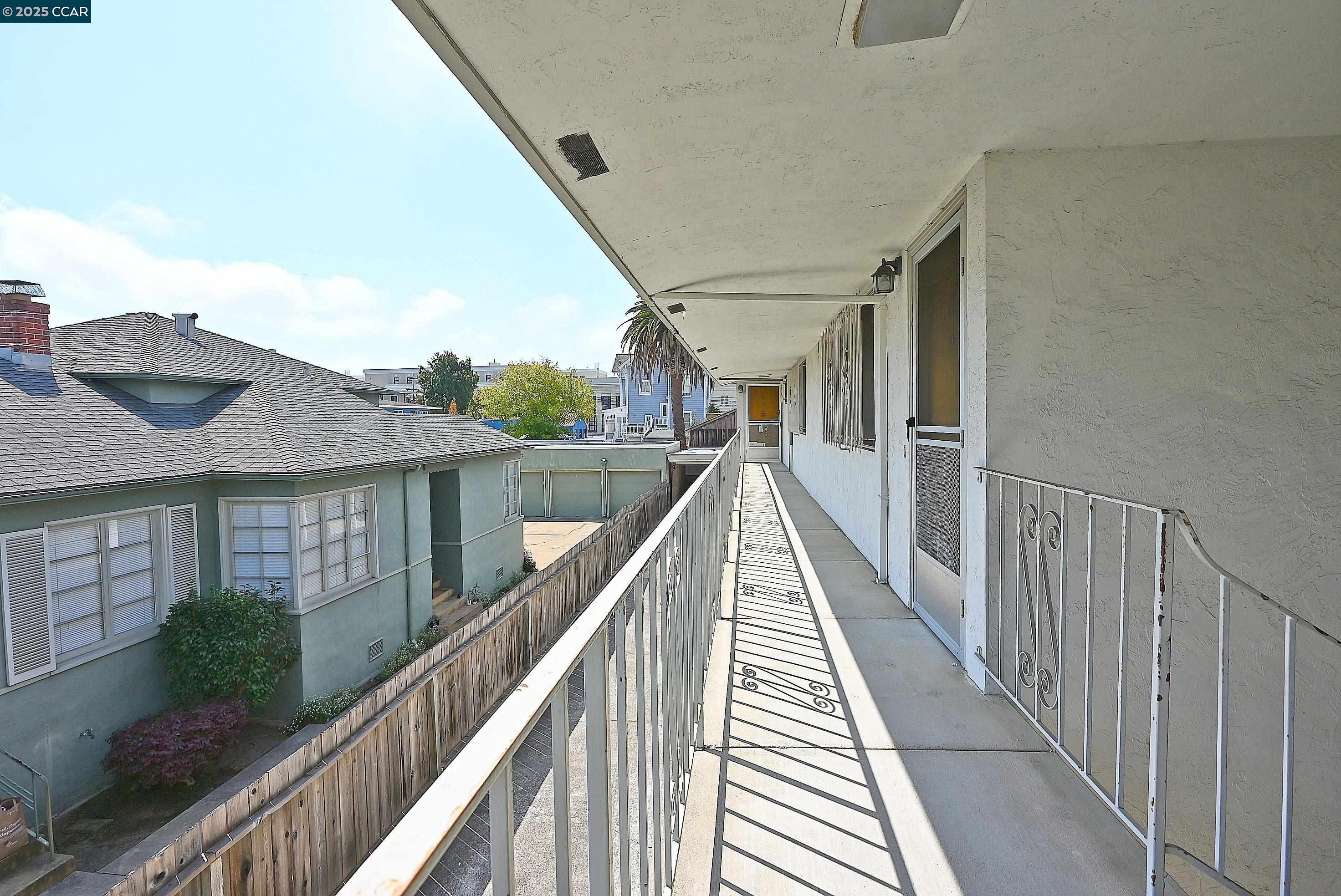 Detail Gallery Image 13 of 39 For 2216 Santa Clara Ave, Alameda,  CA 94501 - – Beds | – Baths