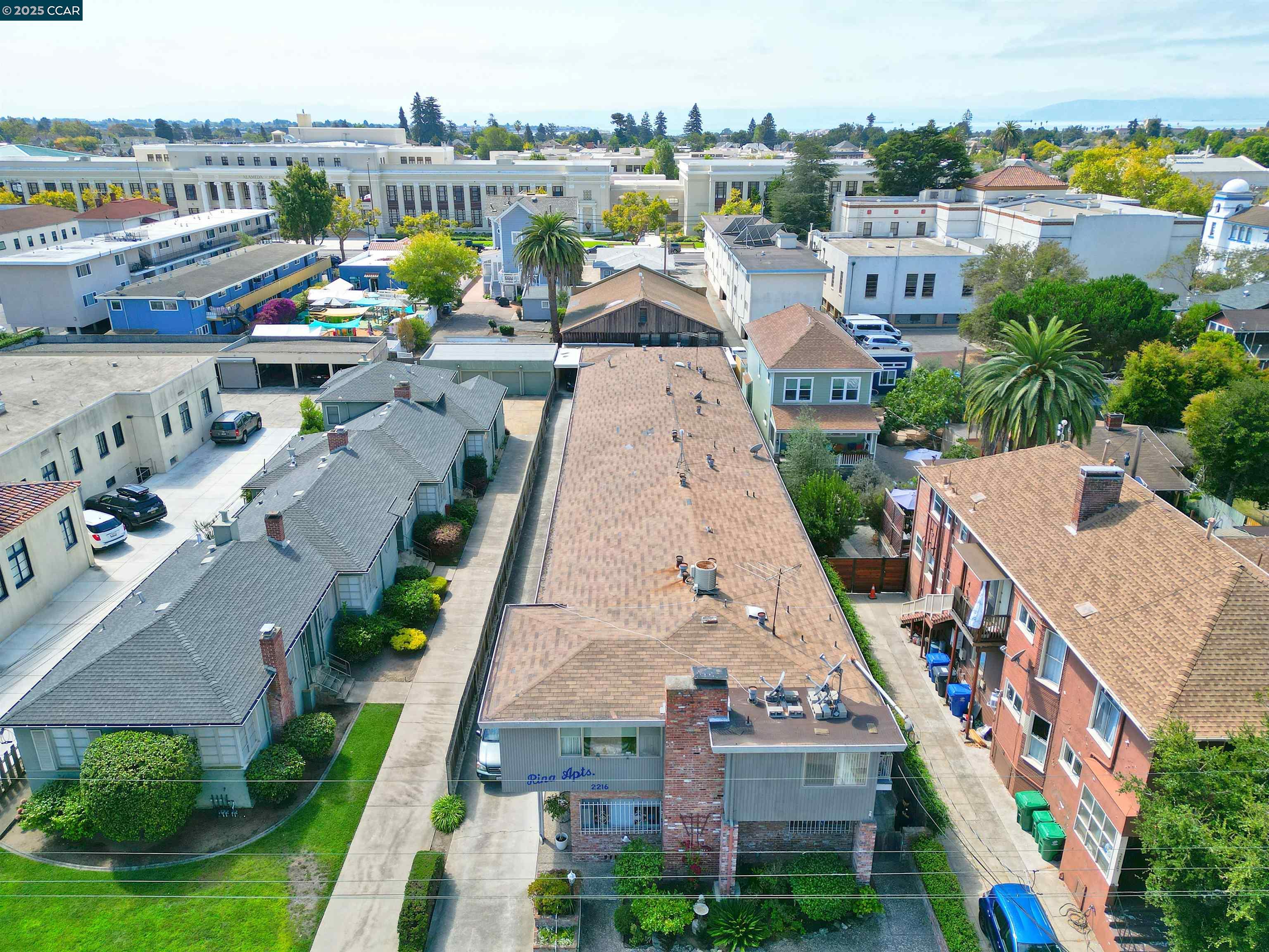 Detail Gallery Image 31 of 39 For 2216 Santa Clara Ave, Alameda,  CA 94501 - – Beds | – Baths