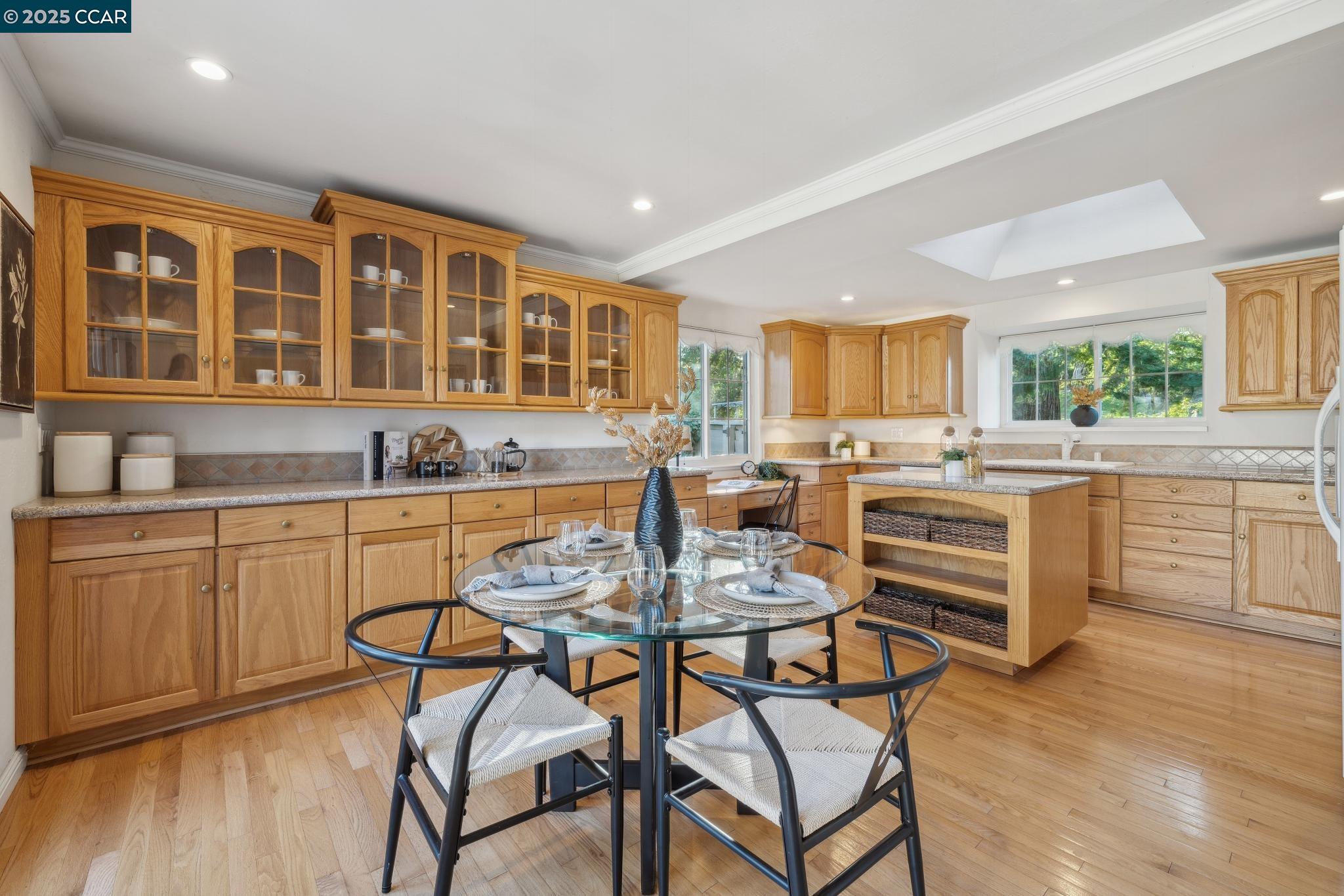 Detail Gallery Image 16 of 56 For 851 Luz Ct, Danville,  CA 94526 - 3 Beds | 2 Baths