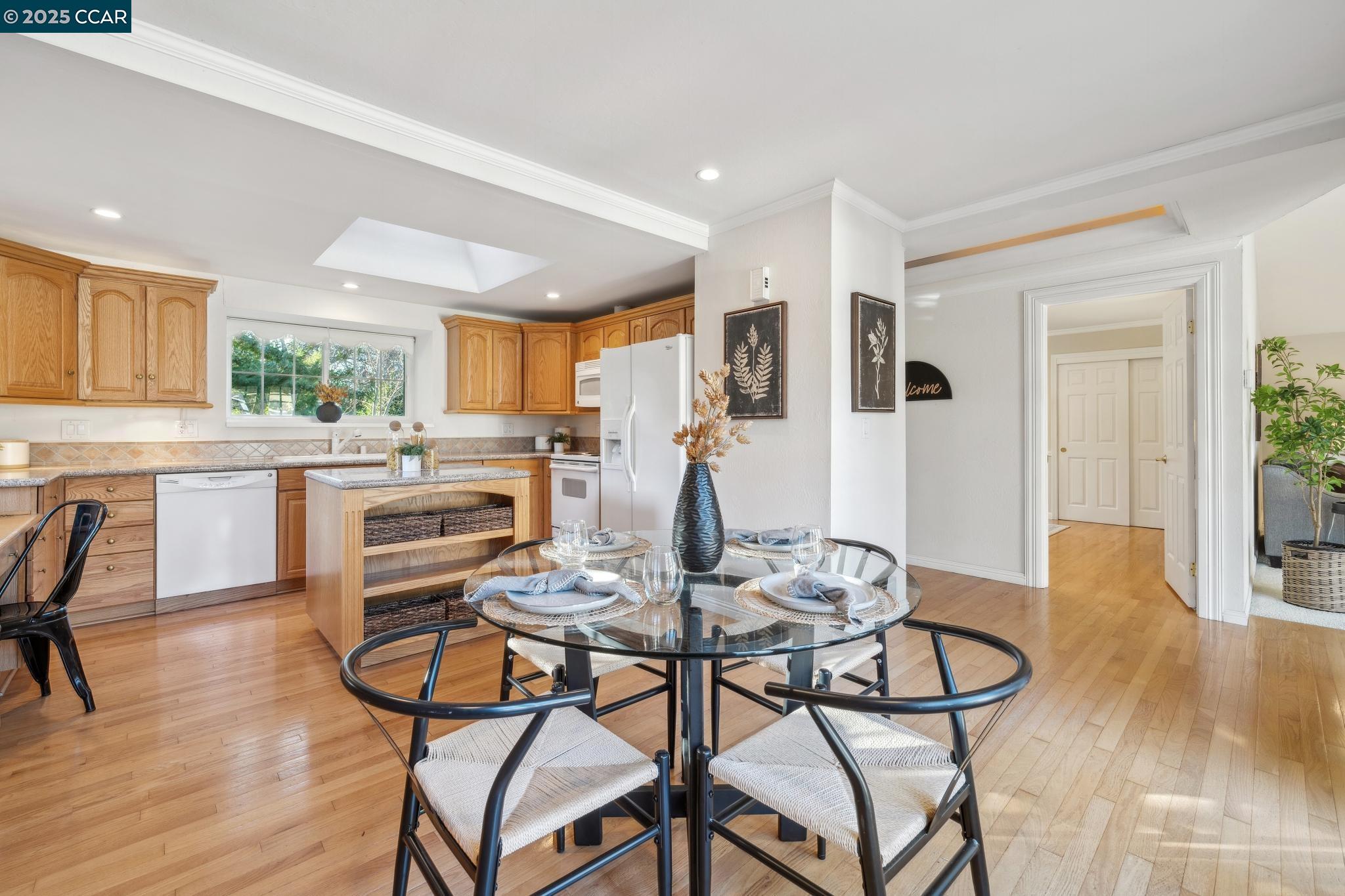 Detail Gallery Image 21 of 56 For 851 Luz Ct, Danville,  CA 94526 - 3 Beds | 2 Baths