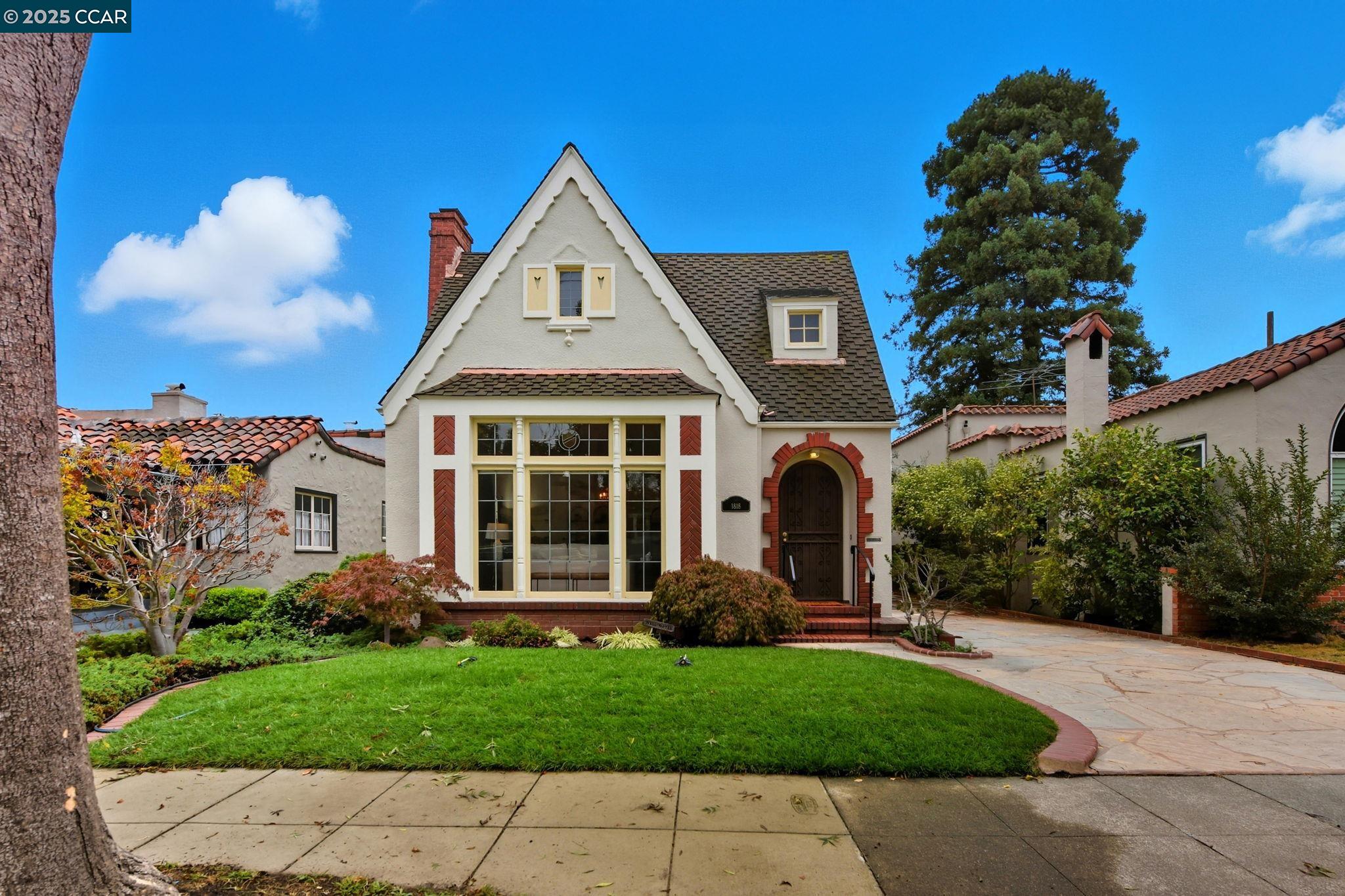 Front Image Thumbnail for CC41114526