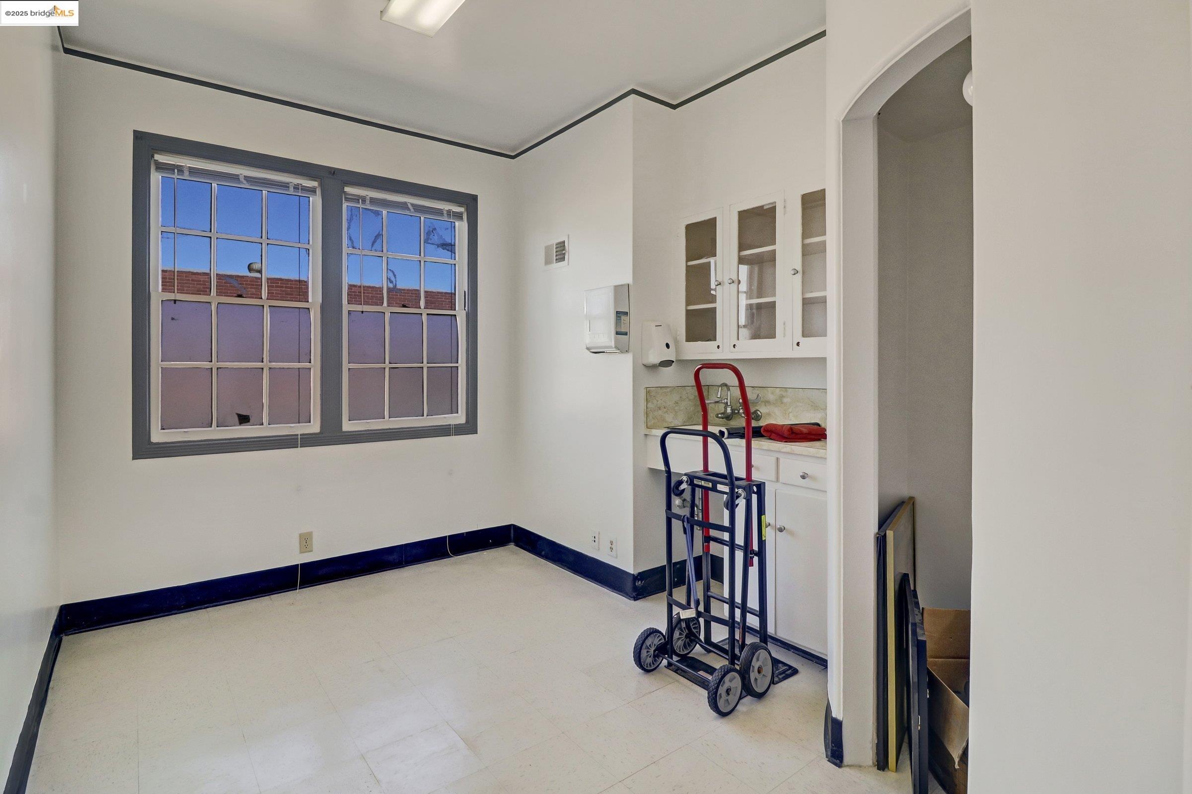 Detail Gallery Image 9 of 37 For , Richmond,  CA 94804 - – Beds | – Baths