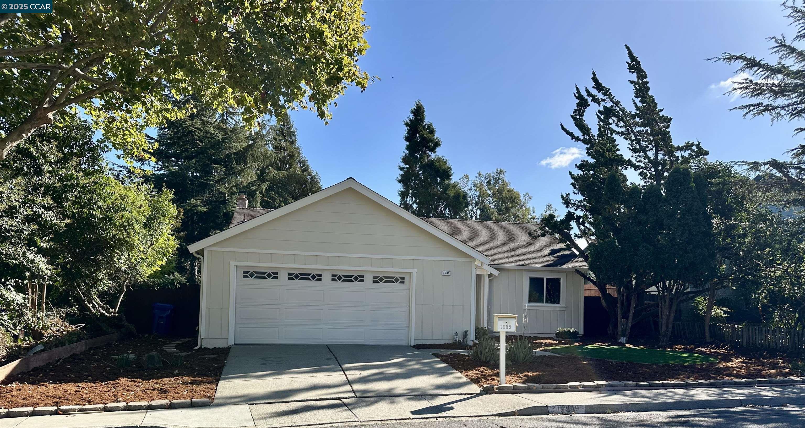 1989 Shea Dr