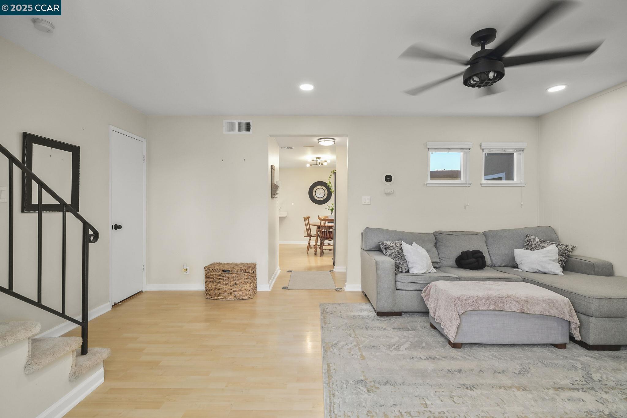 Photo #5: 41114541 Listing 