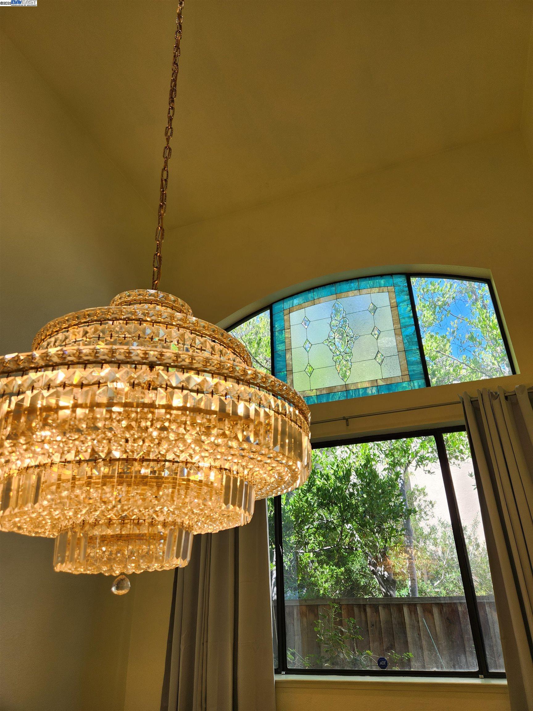 Detail Gallery Image 13 of 56 For 6450 Calle Esperanza, Pleasanton,  CA 94566 - 3 Beds | 2/1 Baths