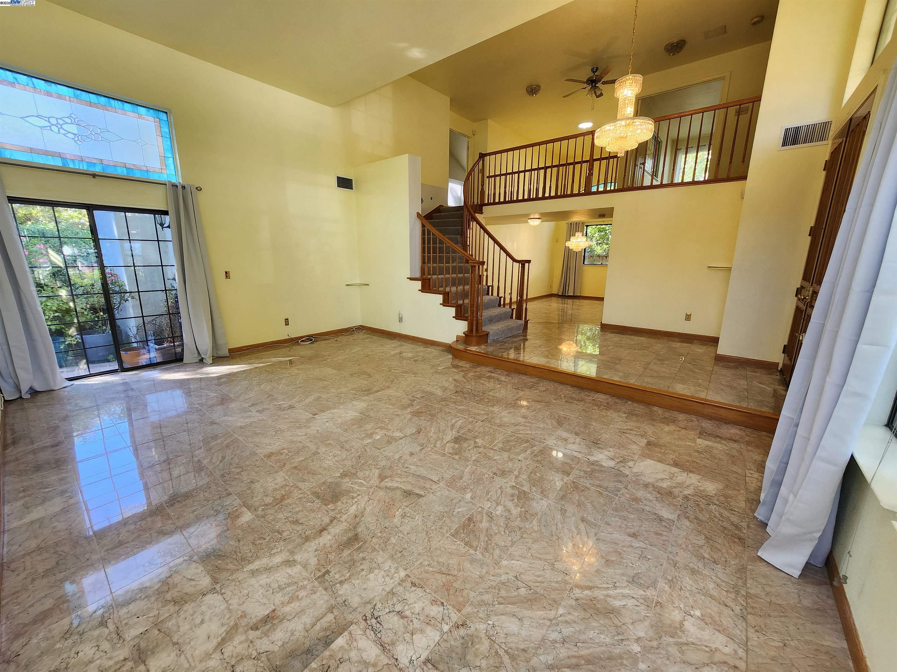 Detail Gallery Image 8 of 56 For 6450 Calle Esperanza, Pleasanton,  CA 94566 - 3 Beds | 2/1 Baths