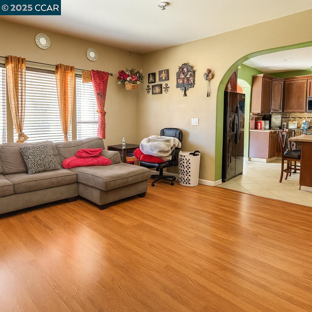 Detail Gallery Image 11 of 20 For 505 Tuscany Ct, Patterson,  CA 95363 - 5 Beds | 3 Baths