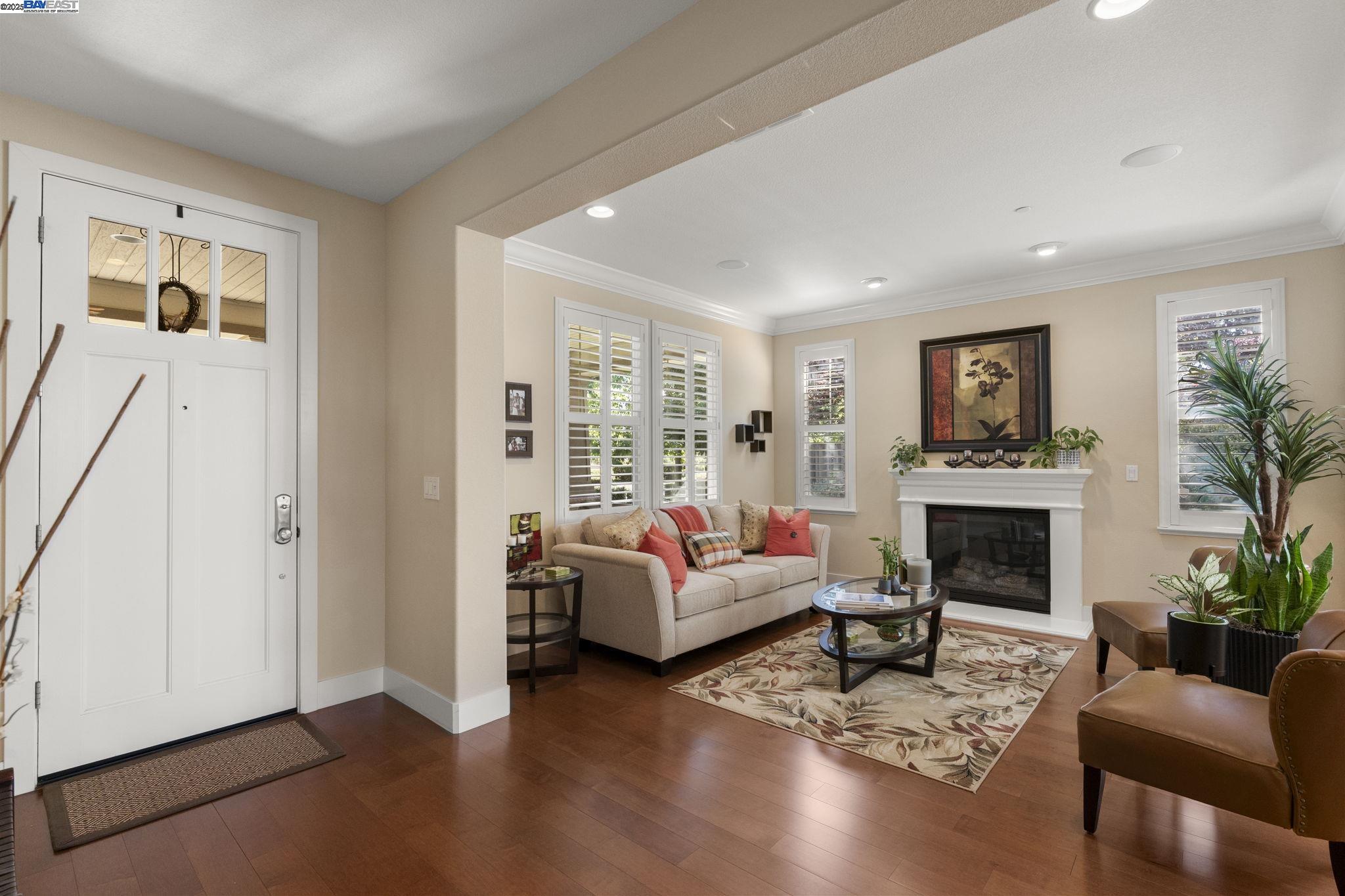 Detail Gallery Image 11 of 49 For 5408 Stockton Loop, Livermore,  CA 94550 - 4 Beds | 3 Baths