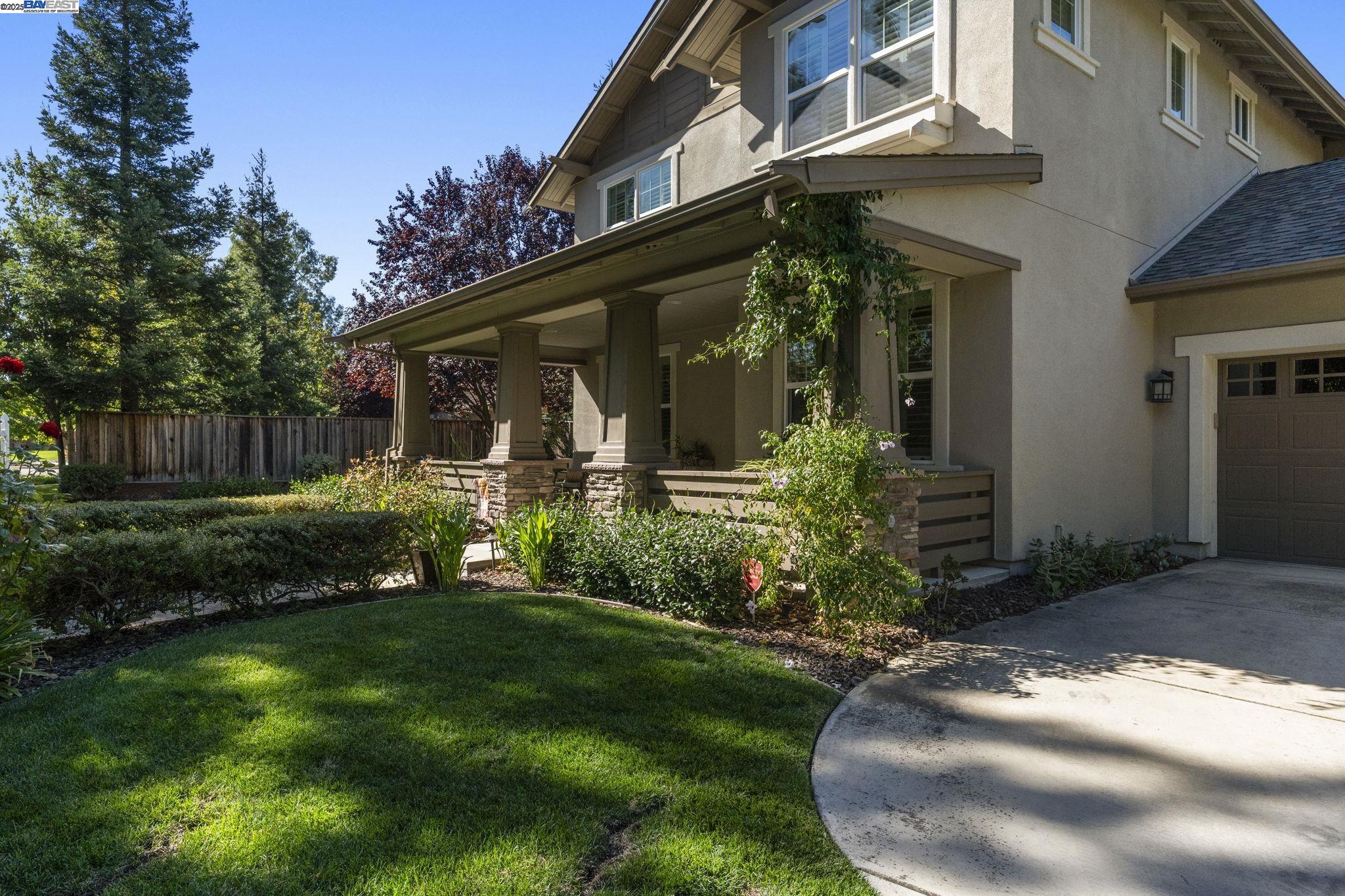 Detail Gallery Image 5 of 49 For 5408 Stockton Loop, Livermore,  CA 94550 - 4 Beds | 3 Baths