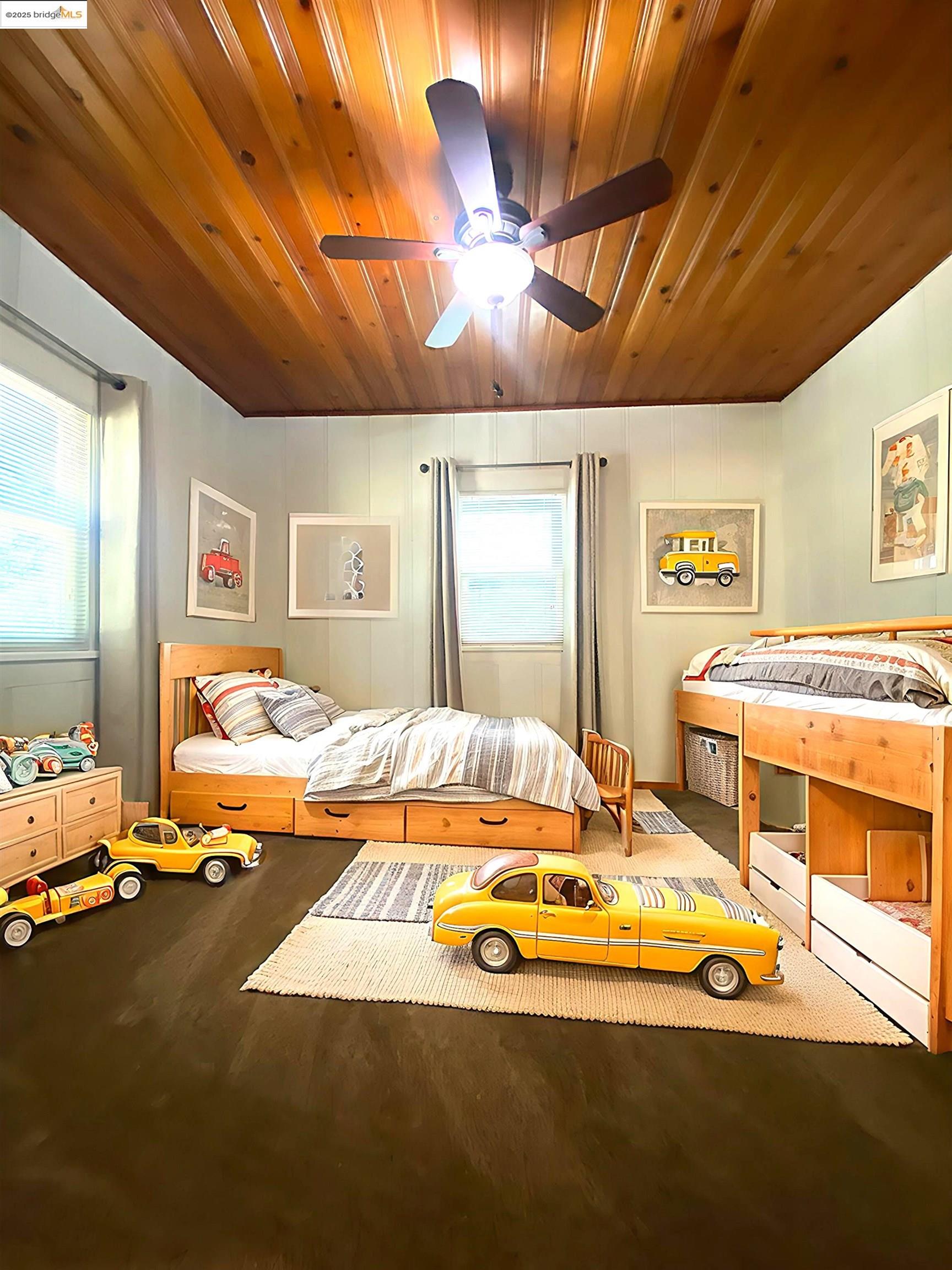 Detail Gallery Image 15 of 21 For 19631 Tuolumne Rd. N, Tuolumne,  CA 95379 - 4 Beds | 2 Baths