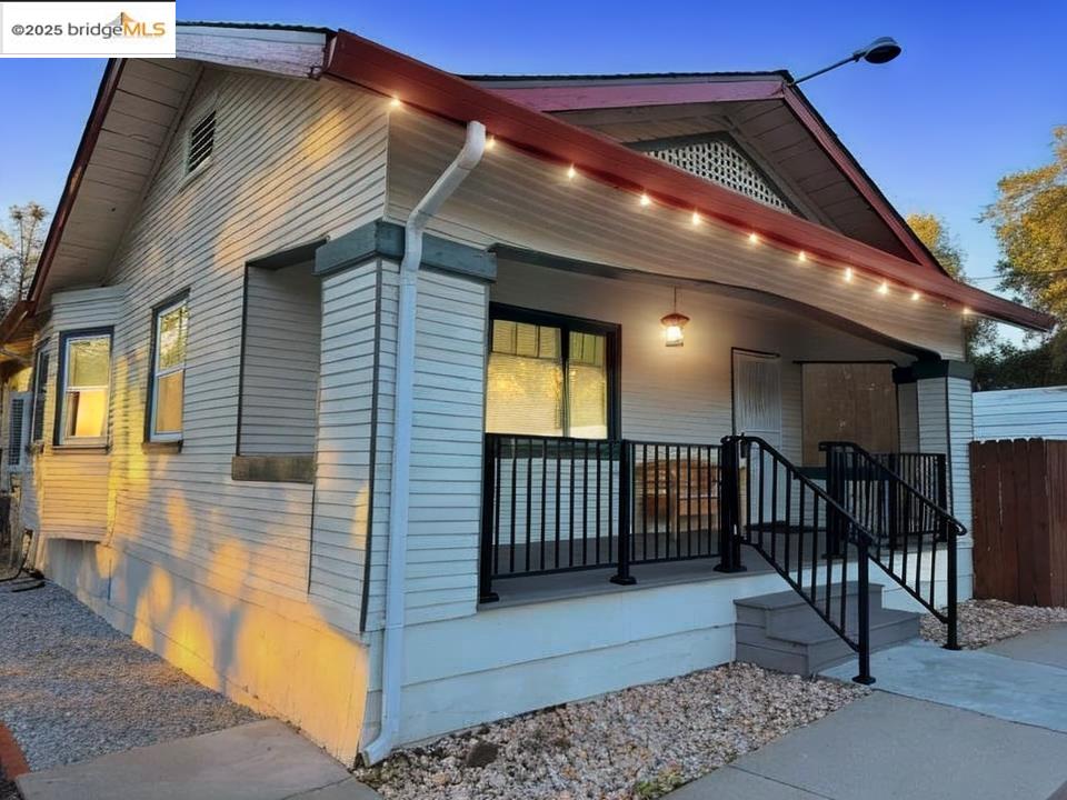 Detail Gallery Image 7 of 21 For 19631 Tuolumne Rd. N, Tuolumne,  CA 95379 - 4 Beds | 2 Baths