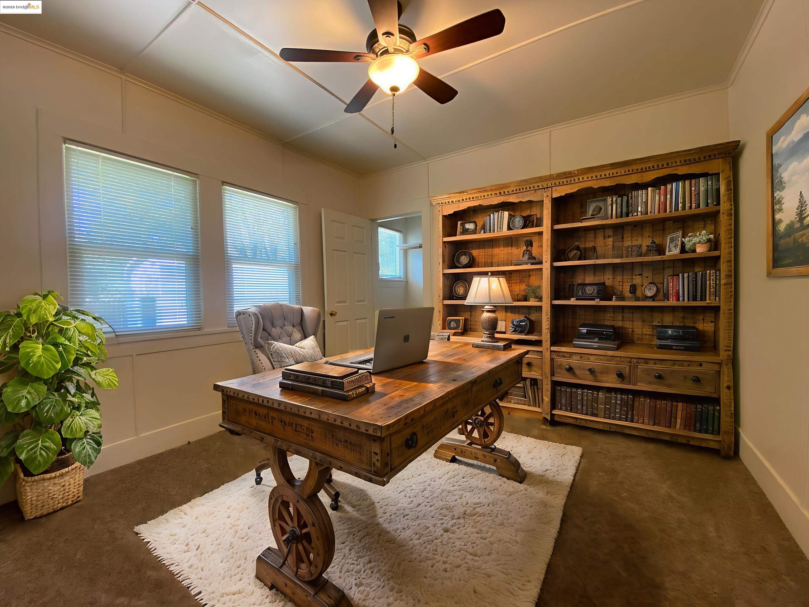 Detail Gallery Image 9 of 21 For 19631 Tuolumne Rd. N, Tuolumne,  CA 95379 - 4 Beds | 2 Baths