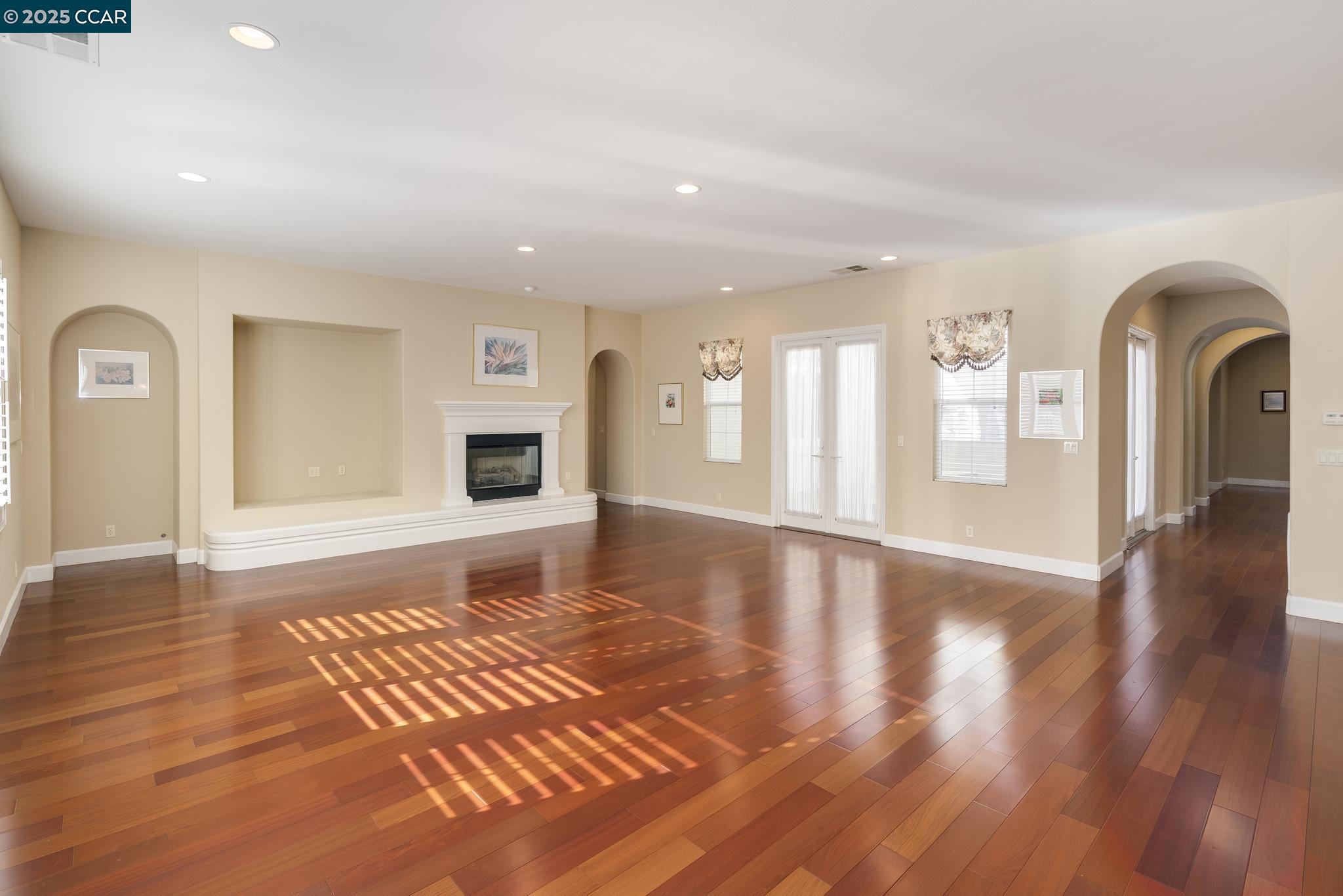 Detail Gallery Image 15 of 50 For 2240 Britannia Dr, San Ramon,  CA 94582 - 6 Beds | 3/1 Baths