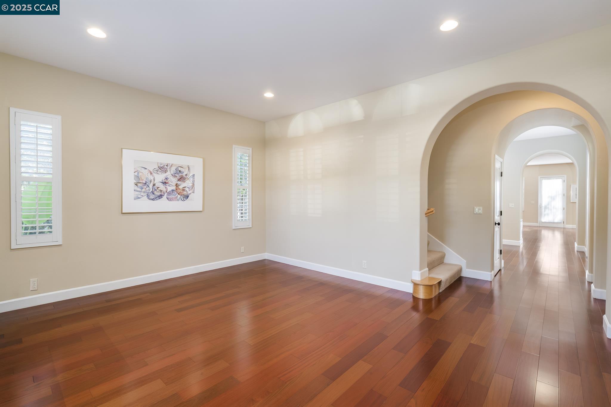 Detail Gallery Image 4 of 50 For 2240 Britannia Dr, San Ramon,  CA 94582 - 6 Beds | 3/1 Baths