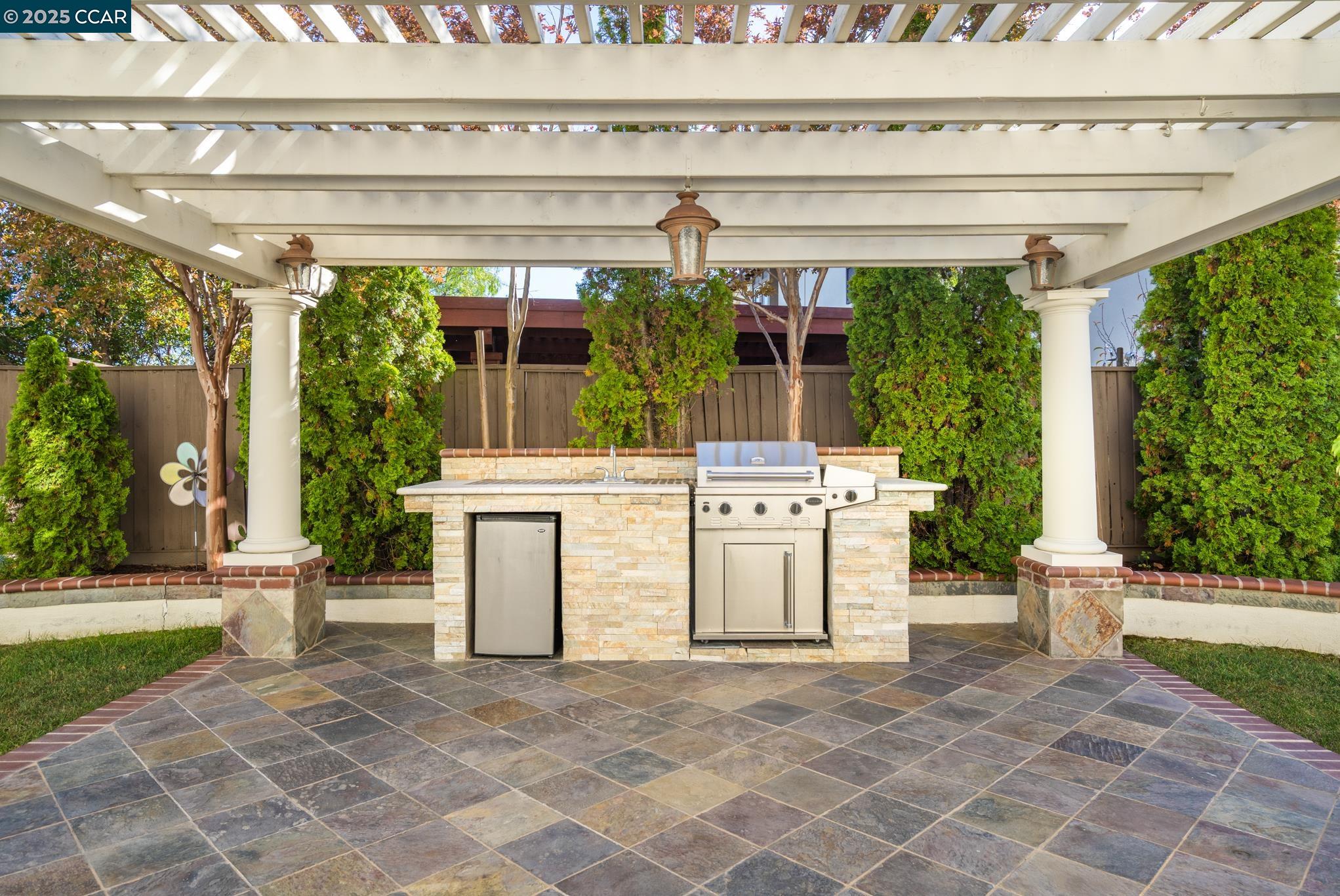 Detail Gallery Image 41 of 50 For 2240 Britannia Dr, San Ramon,  CA 94582 - 6 Beds | 3/1 Baths