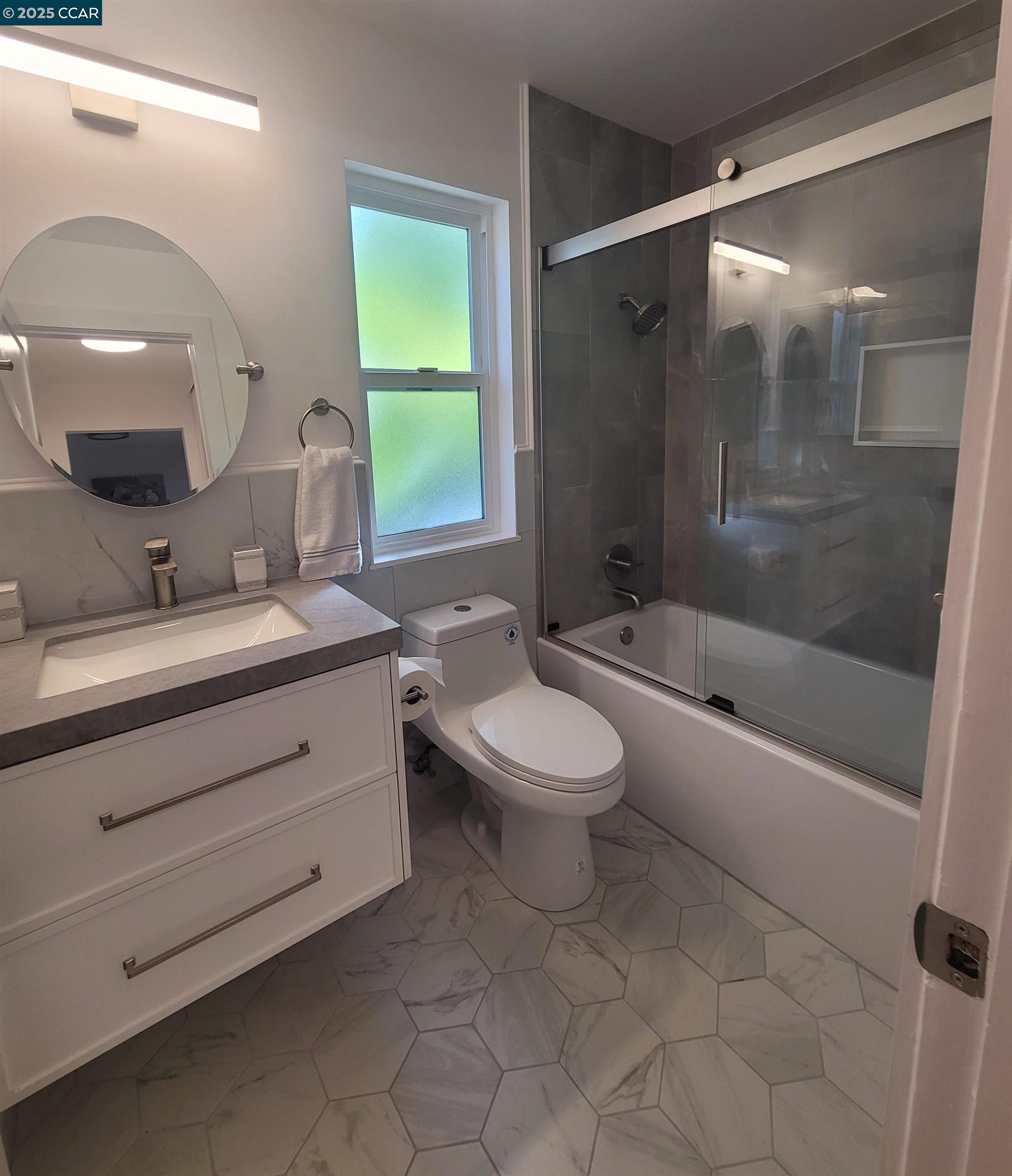 Photo #3: 41114572 Listing 
