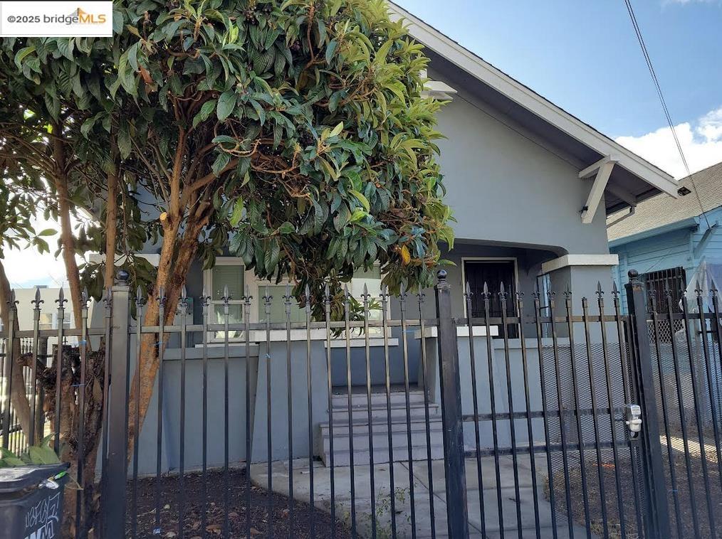 1464 35Th Ave