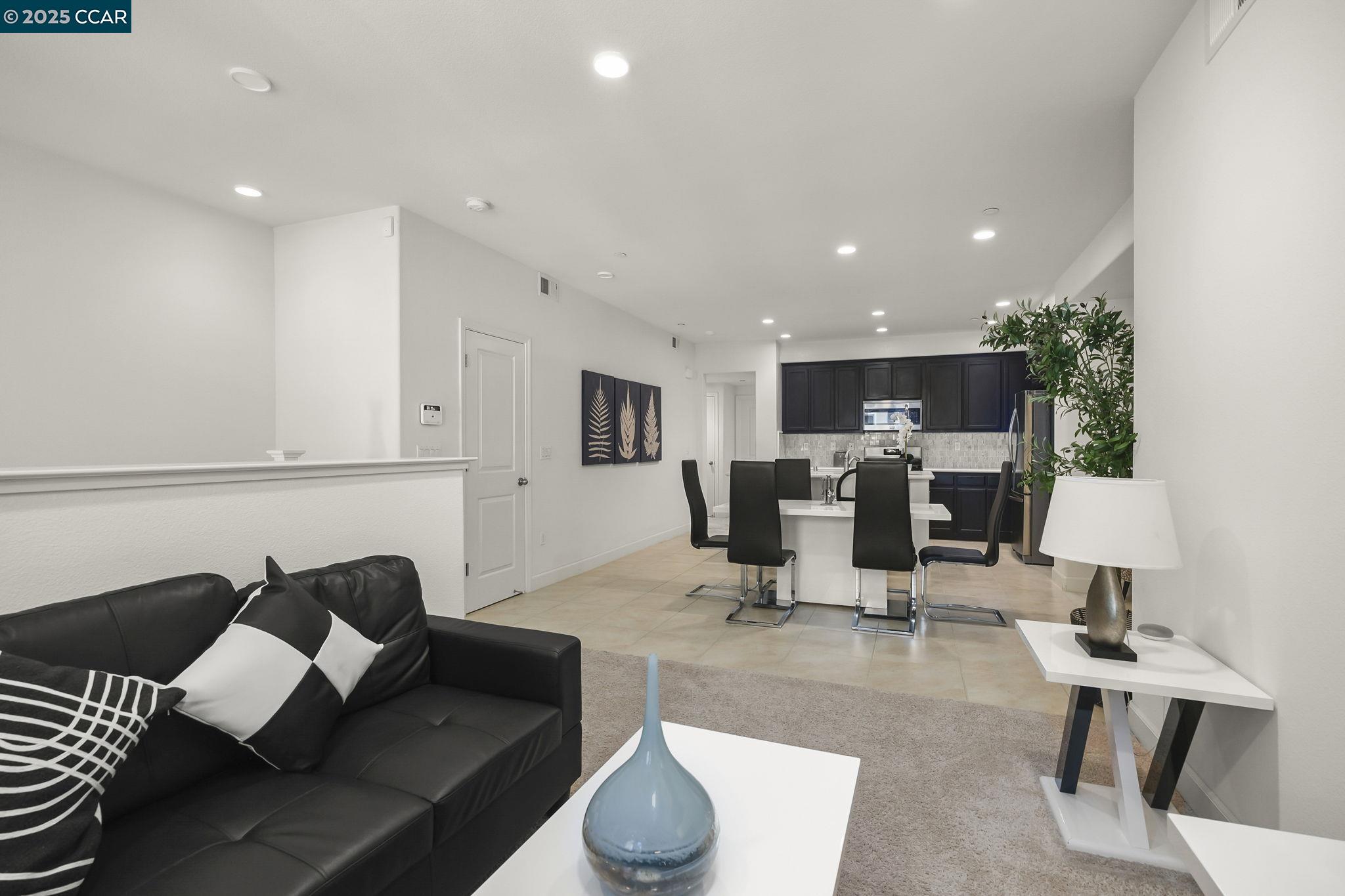 Primary Photo for MLS#: 41114580