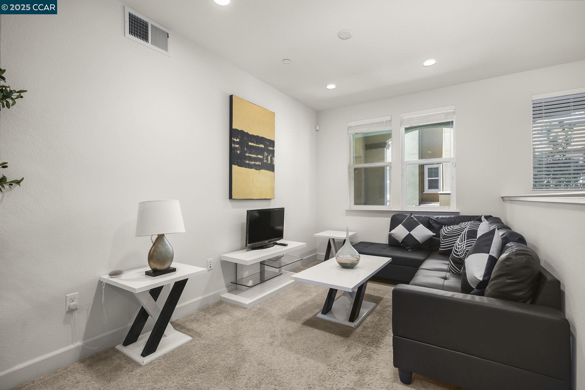 Photo #5: 41114580 Listing 