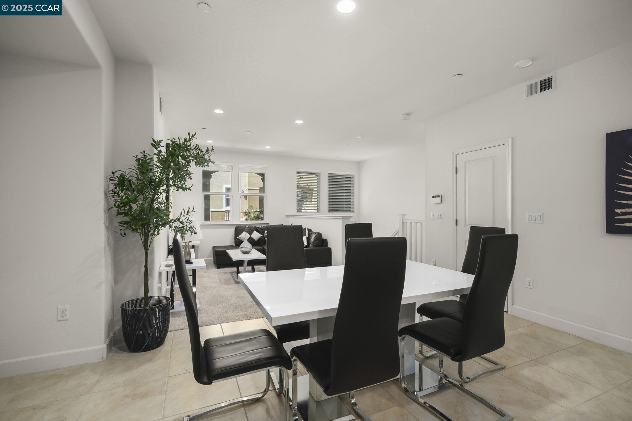 Photo #8: 41114580 Listing: Photo #8